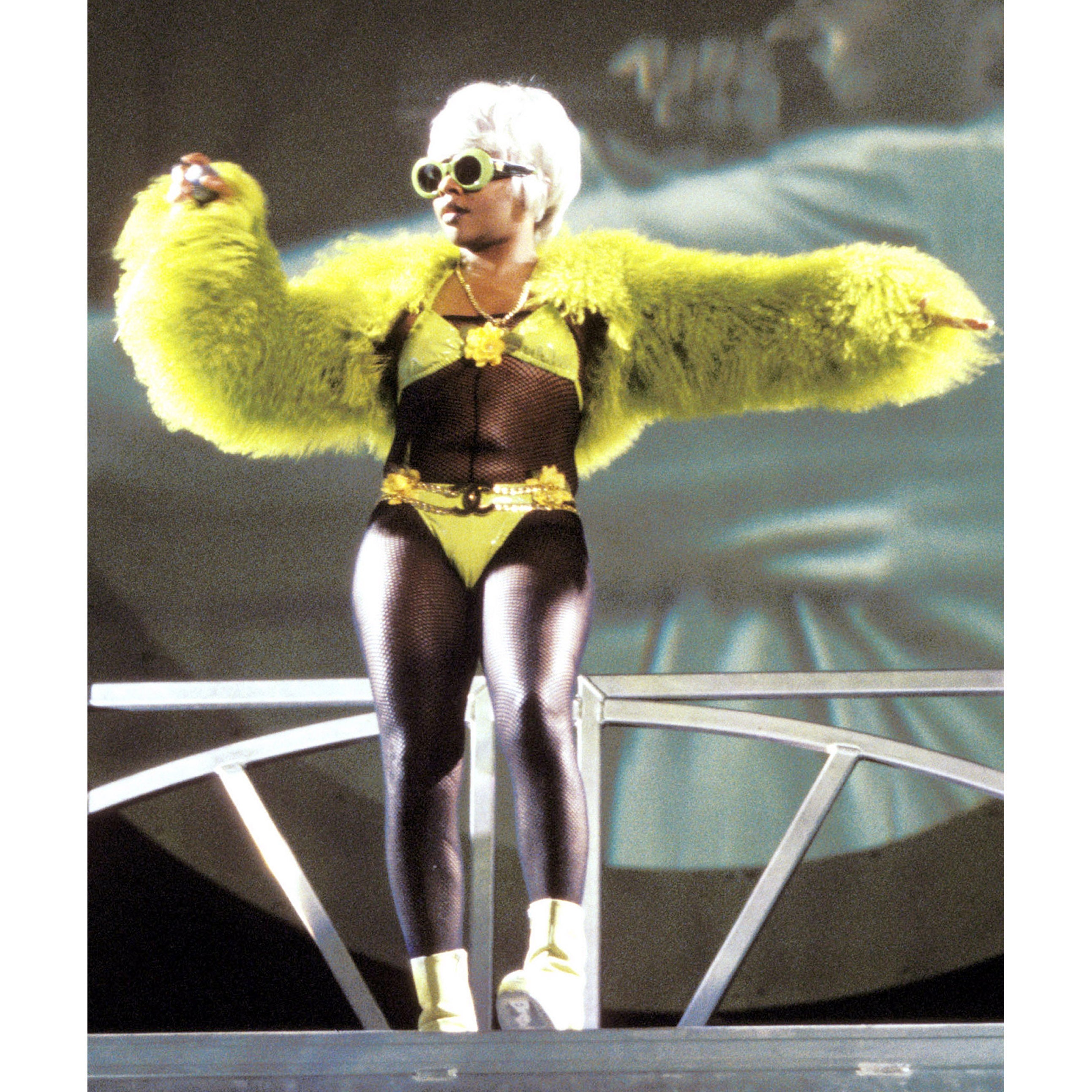 Lil' Kim's Most Outrageous, Show-Stopping Outfits
