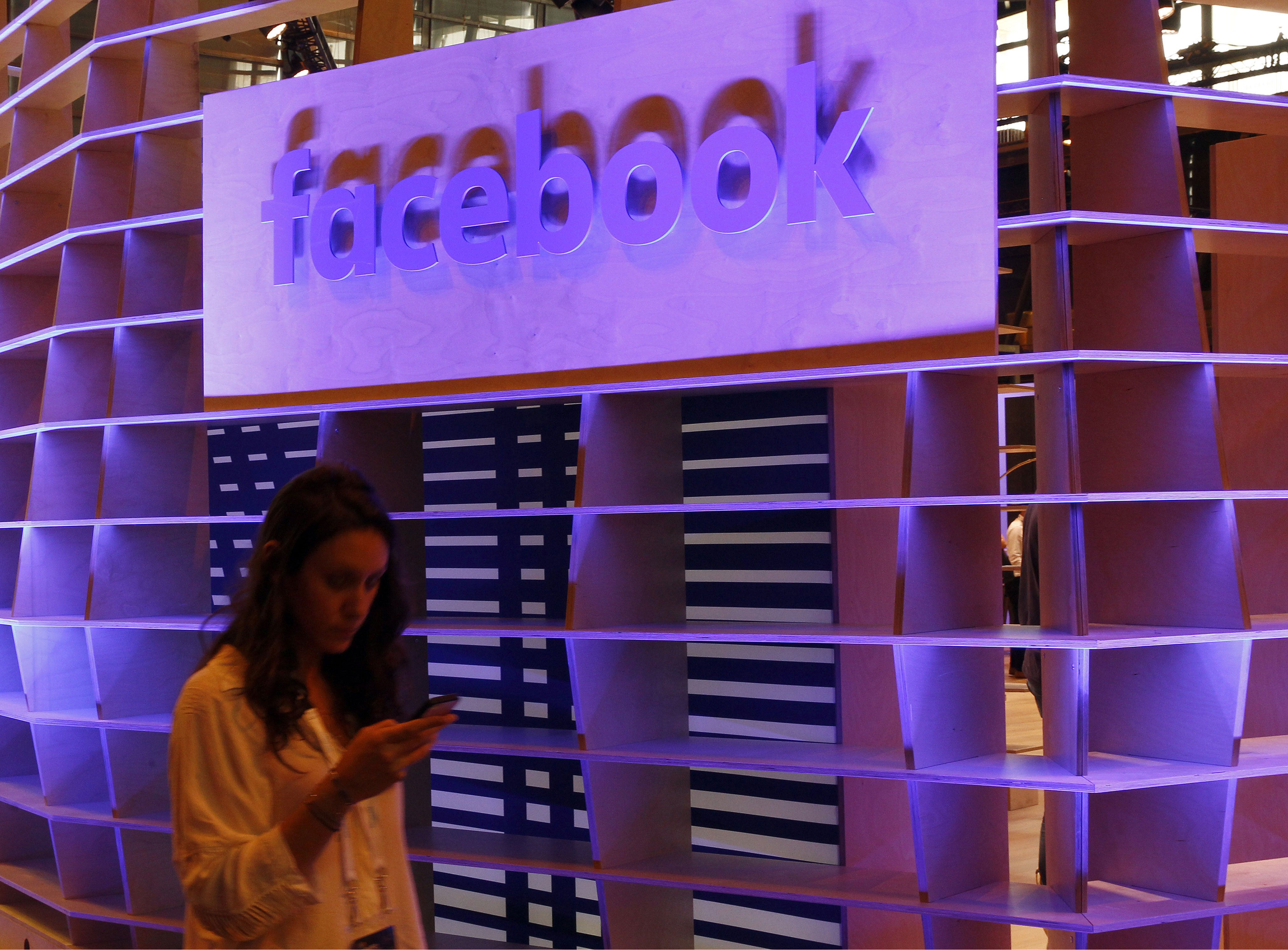 Facebook Attributes Its Lack of Diversity on Educational Pipeline
