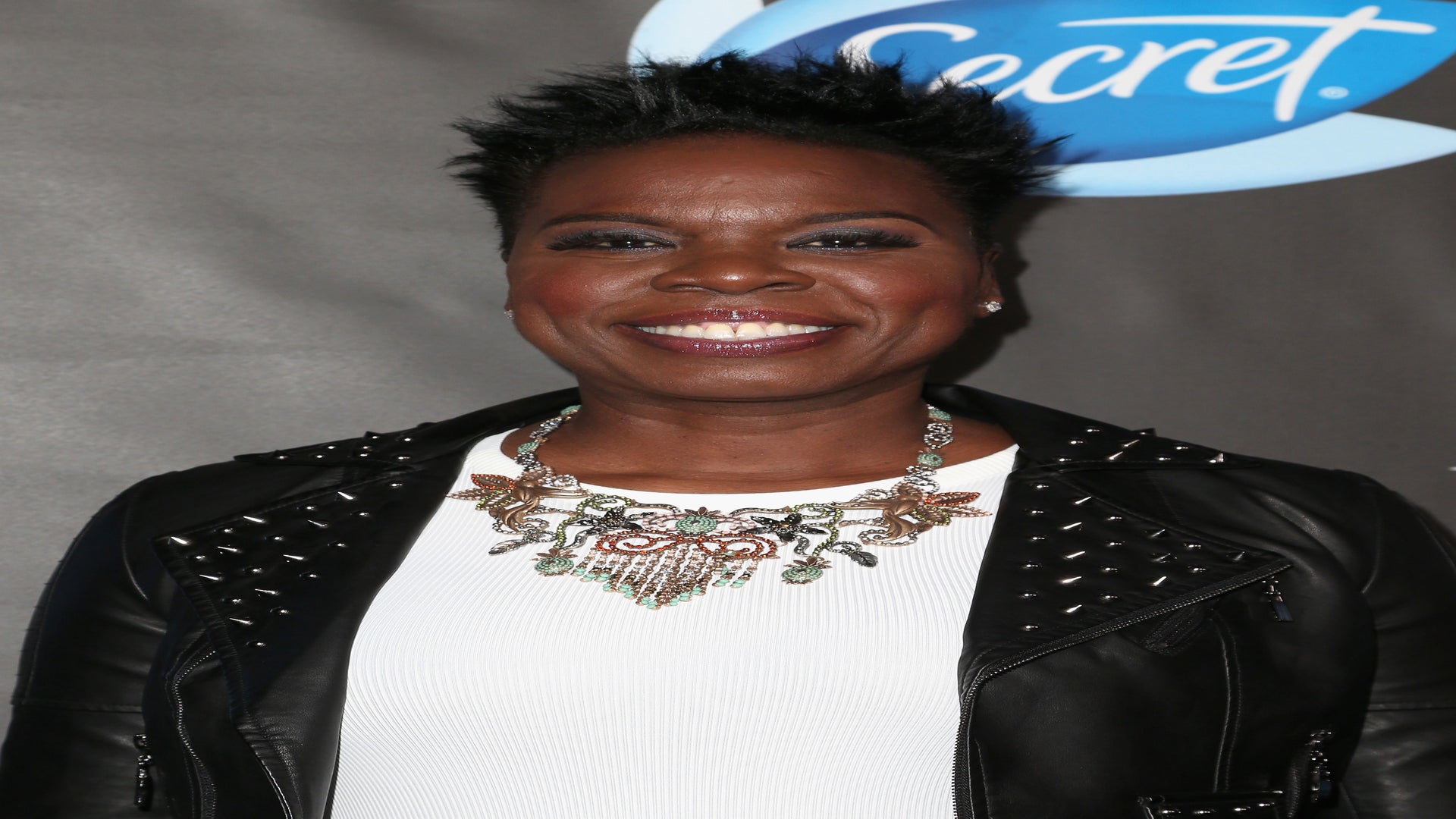 Leslie Jones Returns To Twitter Following Racist Abuse Essence