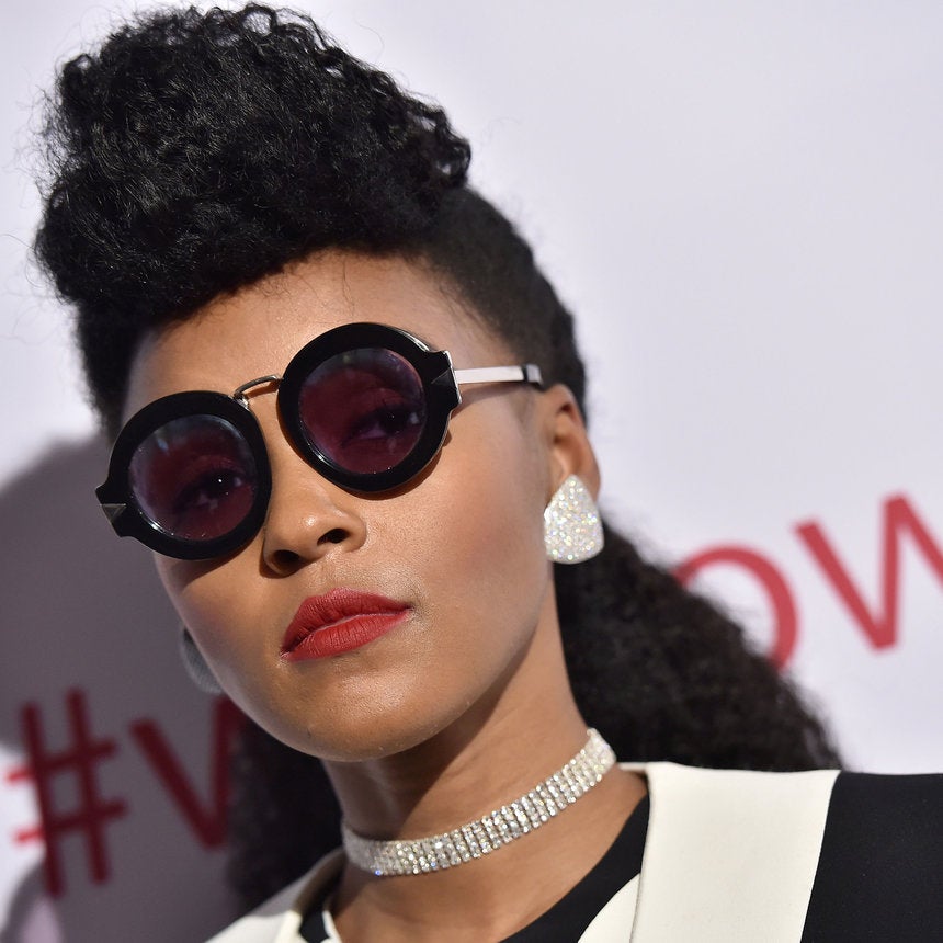 Janelle Monáe Shares Stunning 'No Make-Up' Selfie and Lets down Natural Hair 
