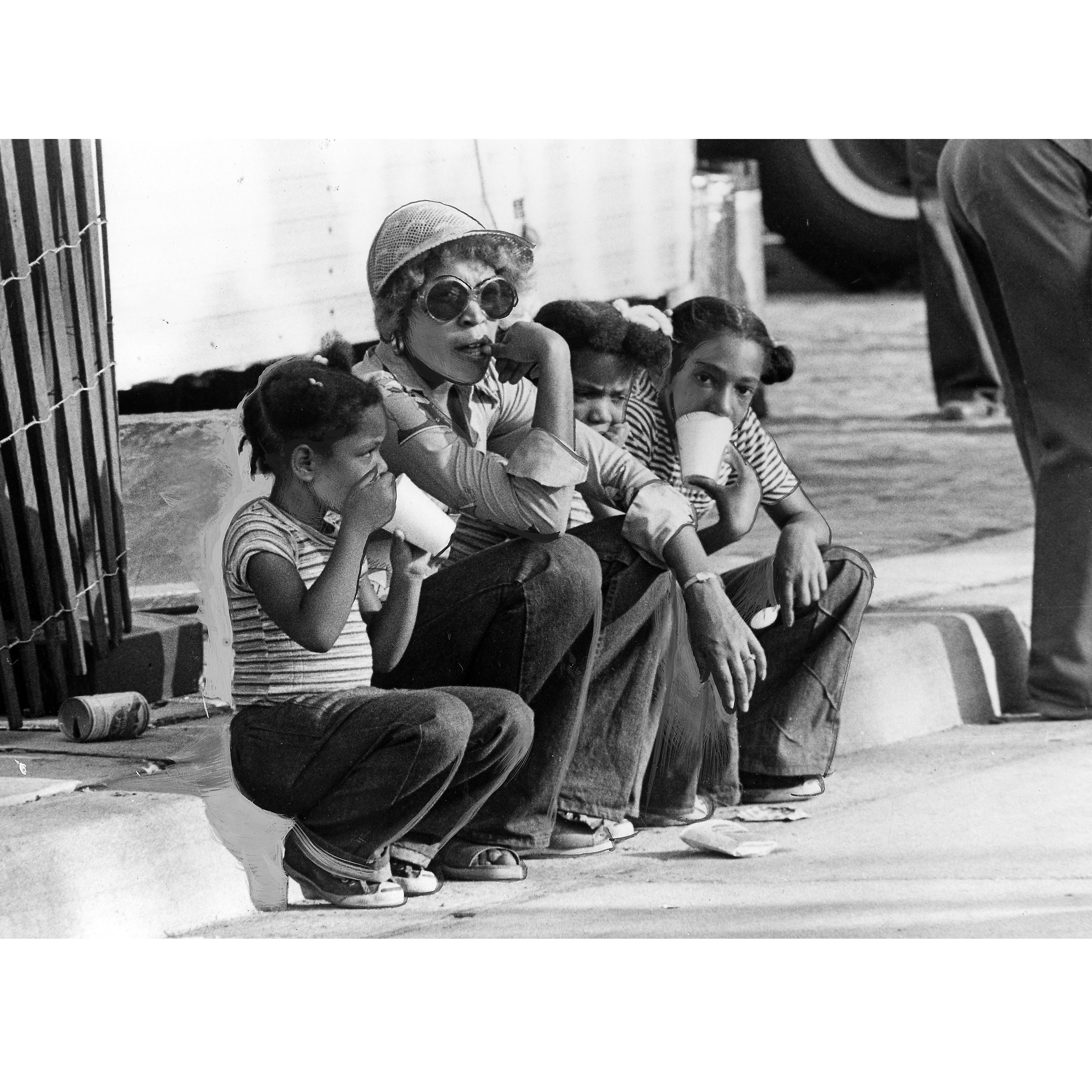 #TBT: 22 Vintage Photos of Black Families To Get You Ready For Your Next Family Reunion
