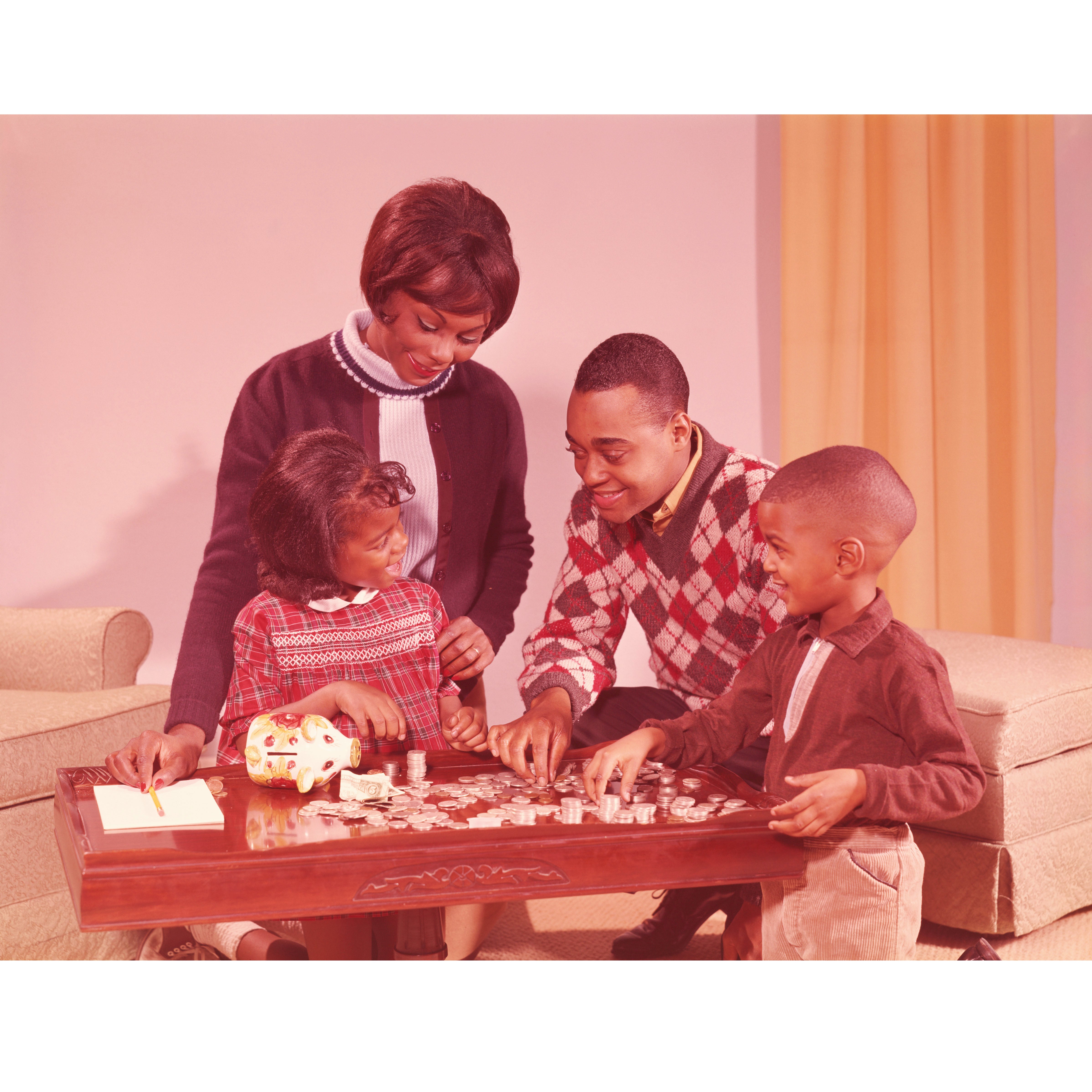 #TBT: 22 Vintage Photos of Black Families To Get You Ready For Your Next Family Reunion
