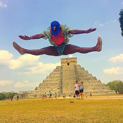 The 15 Best Black Travel Moments You Missed This Week: Toe Touches Over Mexican Temples