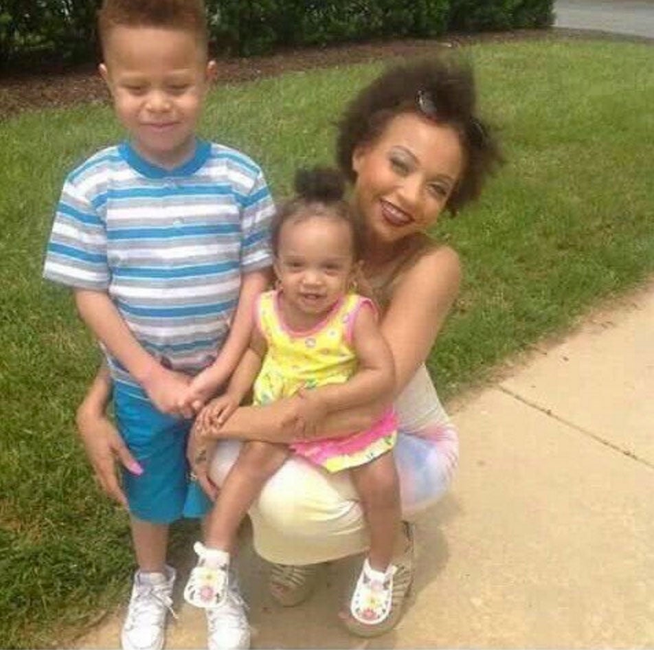 7 Things That Don't Add Up About the Police Killing Of Korryn Gaines
