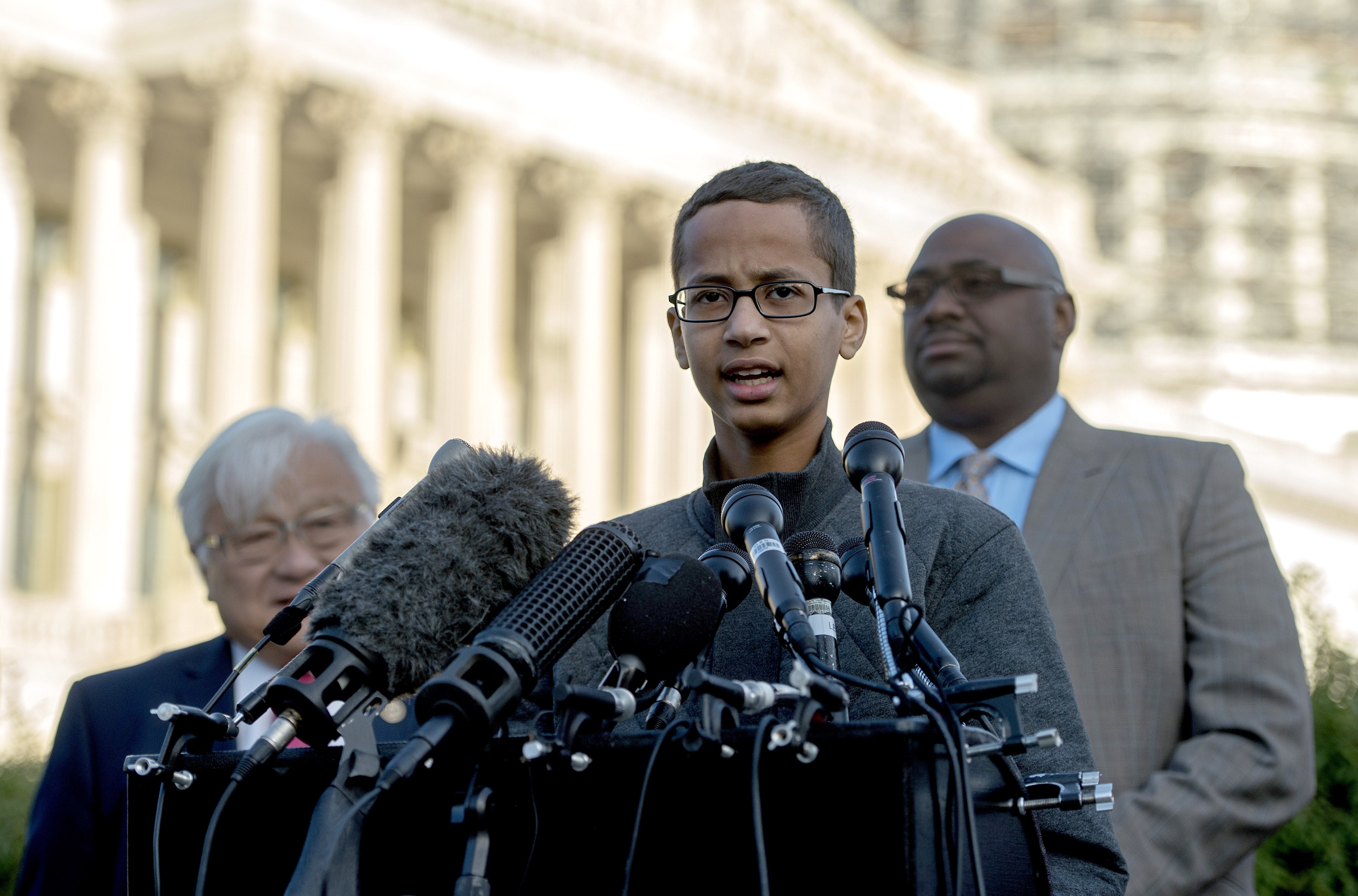 Texas Clock Teen Ahmed Mohamed Files Federal Civil Rights Lawsuit Against His Former School
