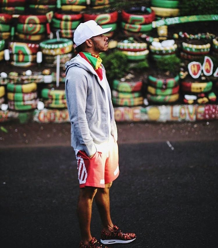 The 15 Best Black Travel Moments You Missed This Week: Sweet Kisses in South Africa
