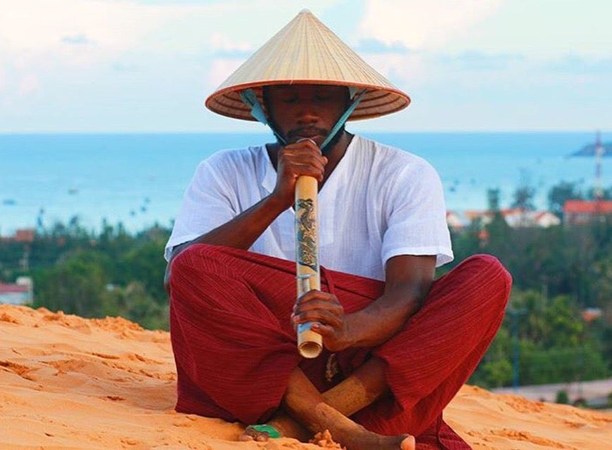 The 15 Best Black Travel Moments You Missed This Week: Sweet Kisses in South Africa
