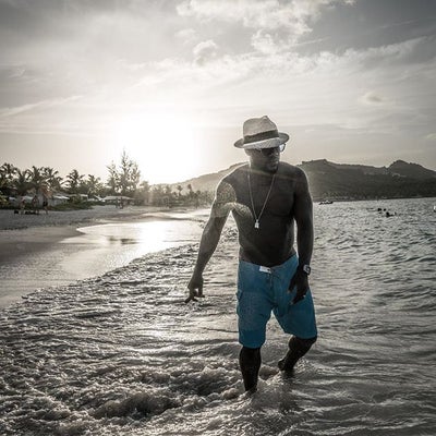 6 Major Vacation Goals From Kevin Hart and Eniko Parrish’s Romantic Honeymoon