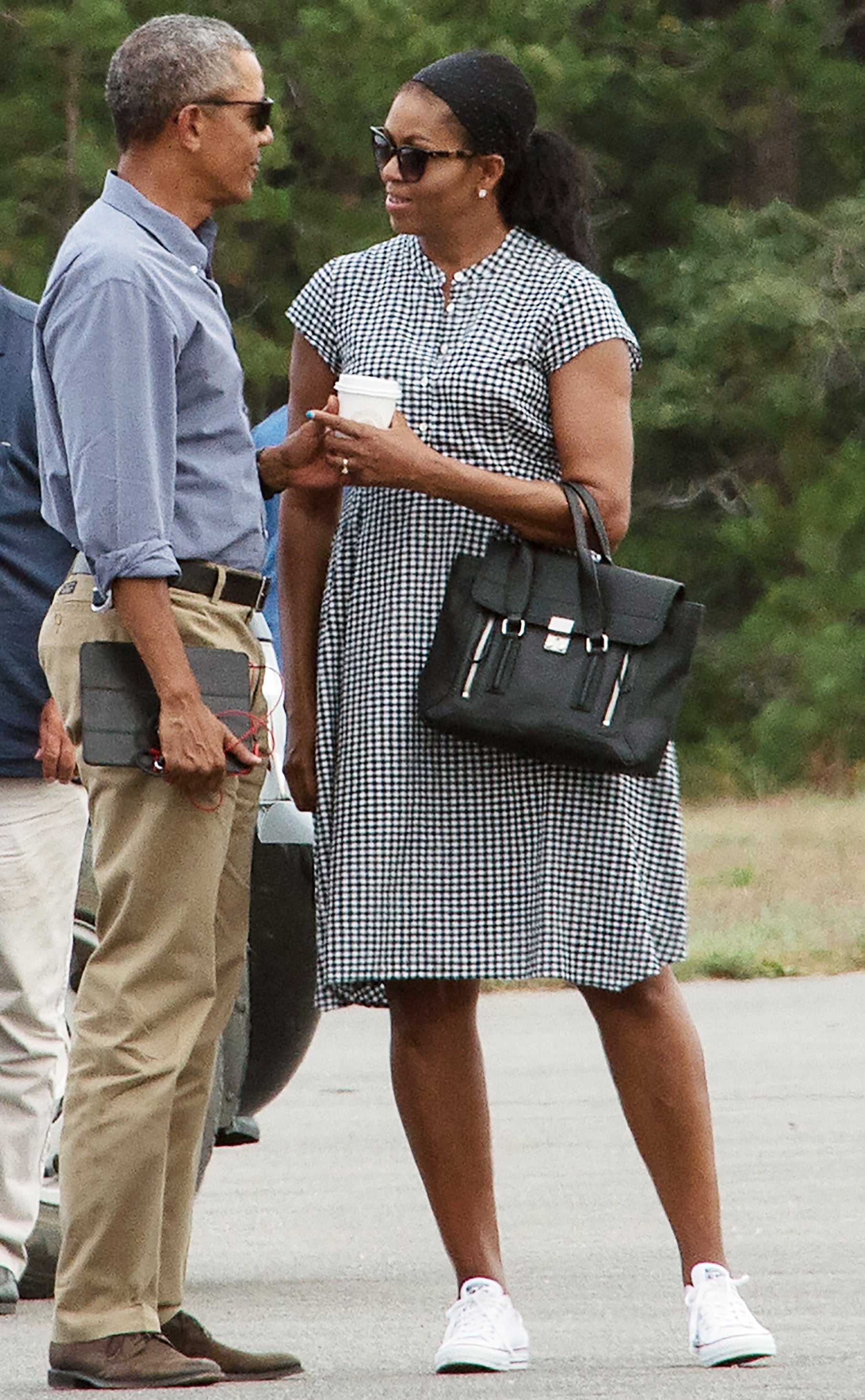 The Obamas Look Refreshed While Returning from Vacation on Martha’s Vineyard
