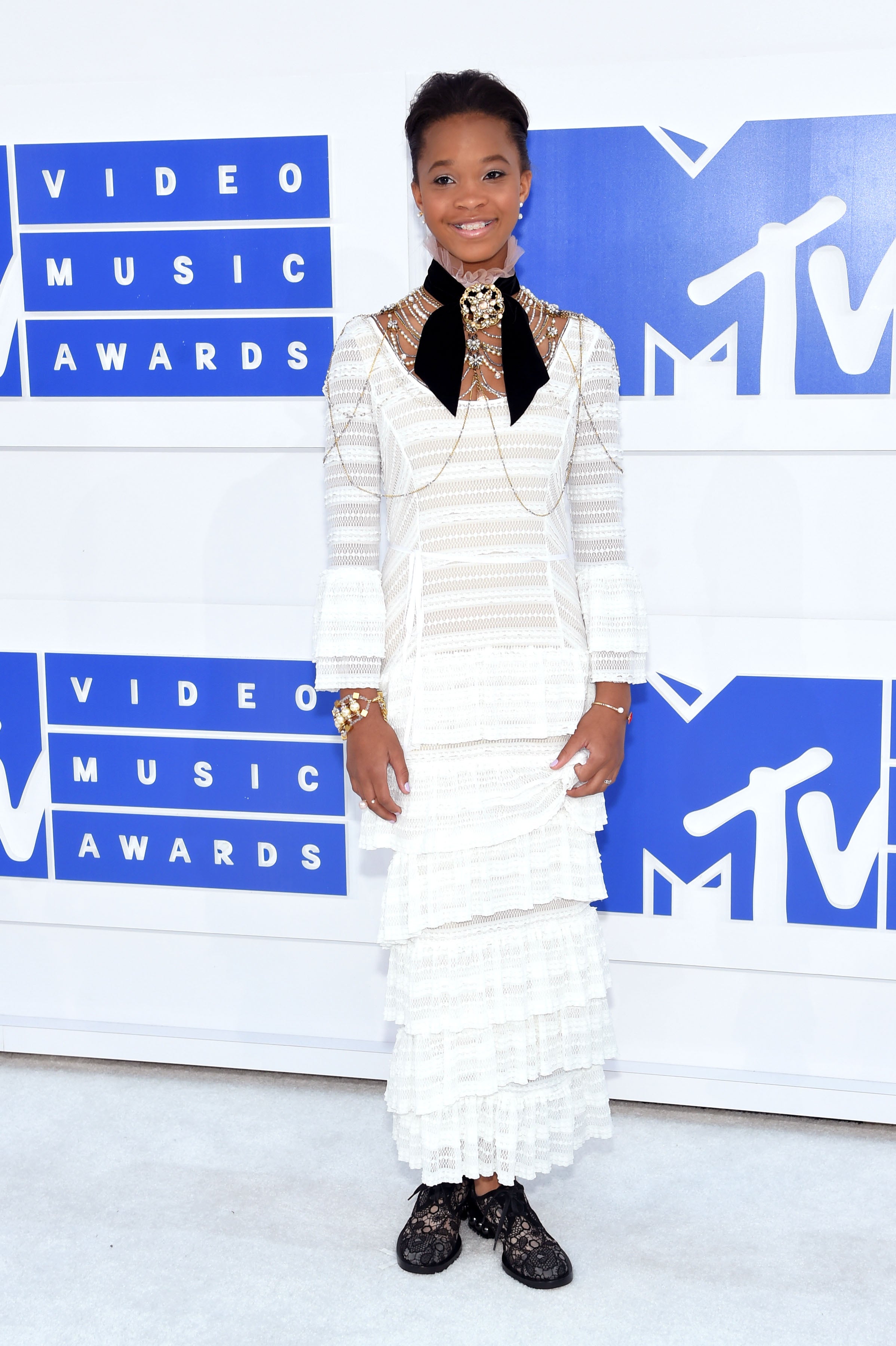 The 2016 VMAs Red Carpet Was Epic and We've Got the Receipts

