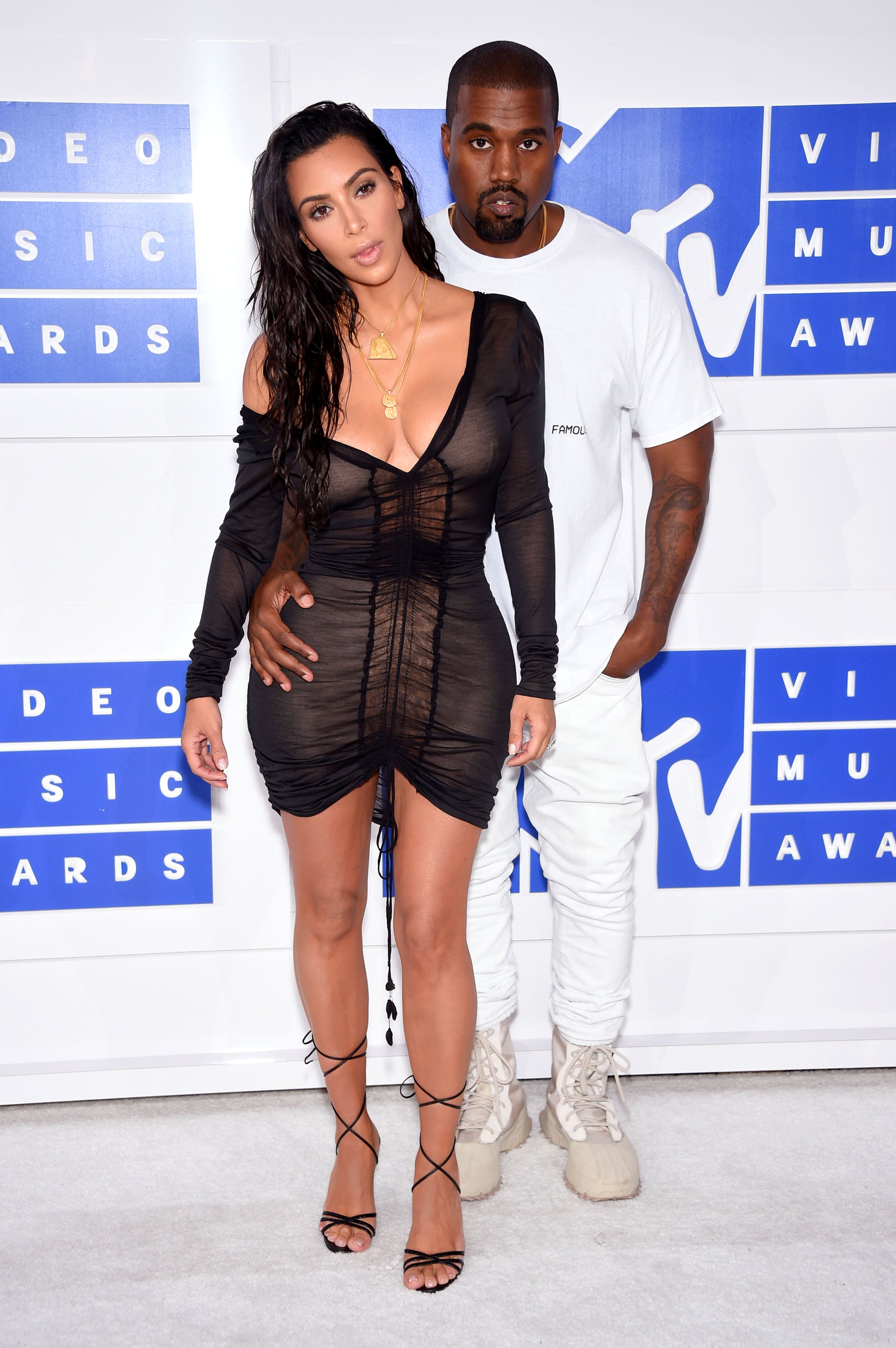 The Cutest Celebrity Couples at the 2016 MTV VMAs
