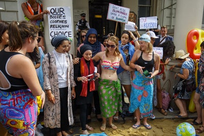 Global Sisterhood: Women All Over The World Are Organizing Burkini Ban Protests