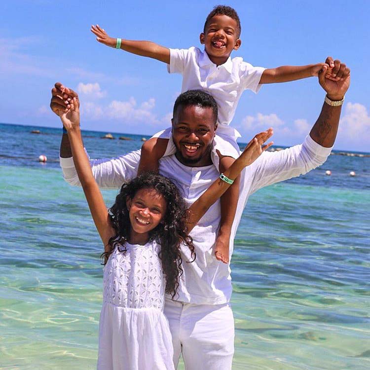 The 15 Best Black Travel Photos You Missed This Week: A Citrus Slay in Greece
