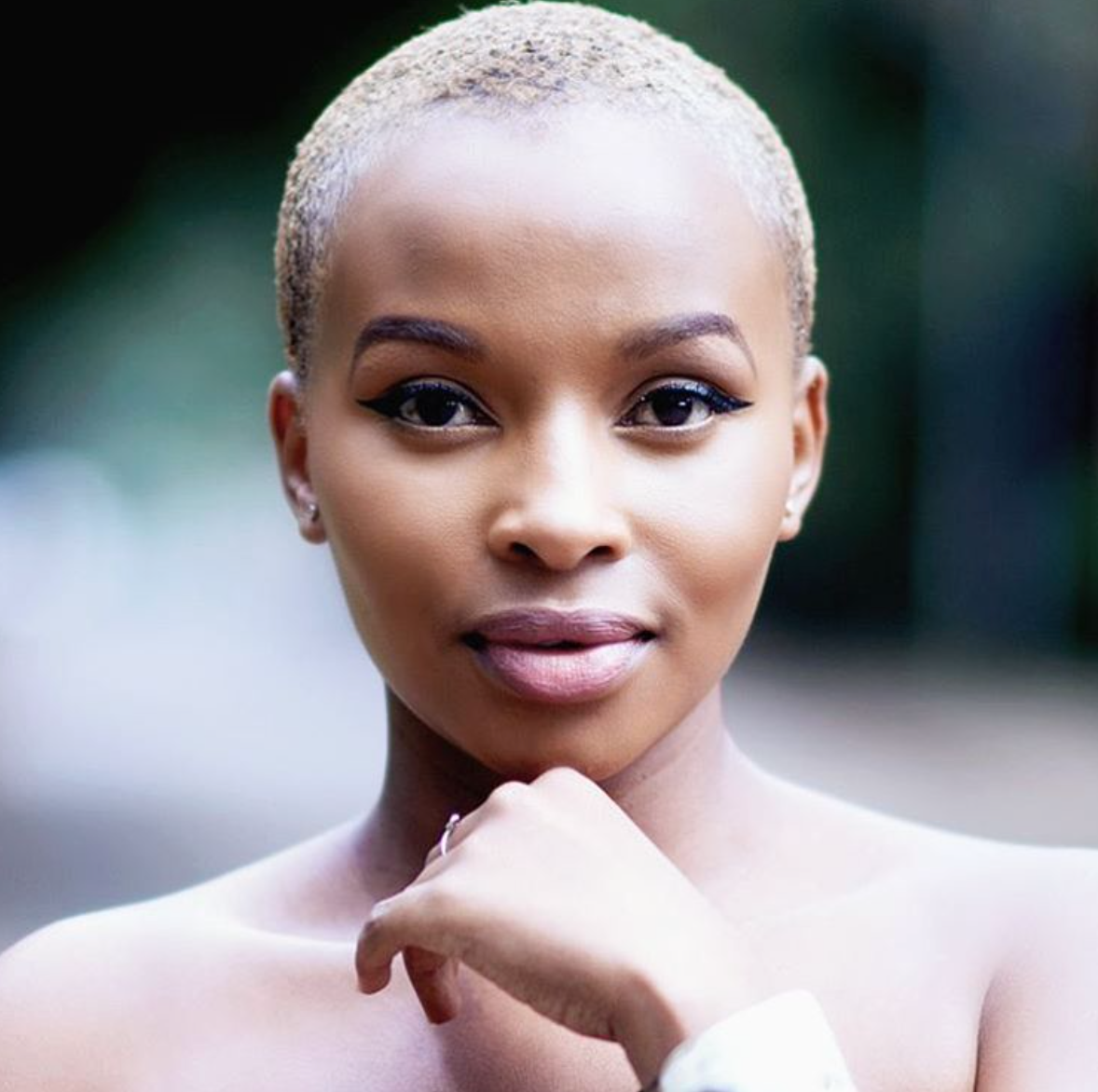10 Beautiful Women Who Will Inspire You To Shave Your Head