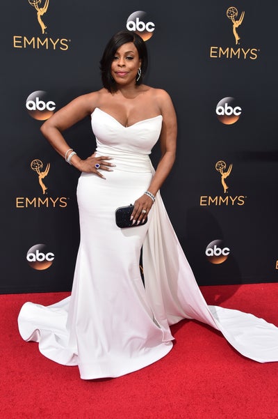 Niecy Nash Slays in a White Hot Gown At the Emmys