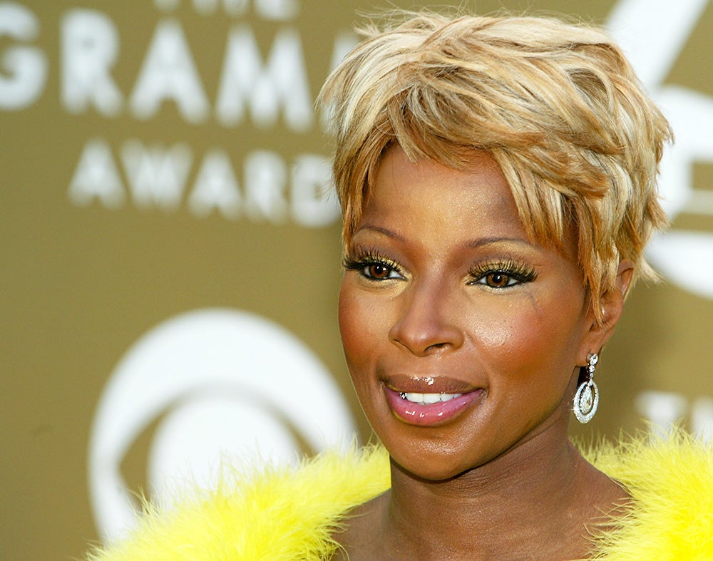 Mary J. Blige's Hillary Clinton Interview Clip Is A Reminder Of Her Most Epic Hair Moments
