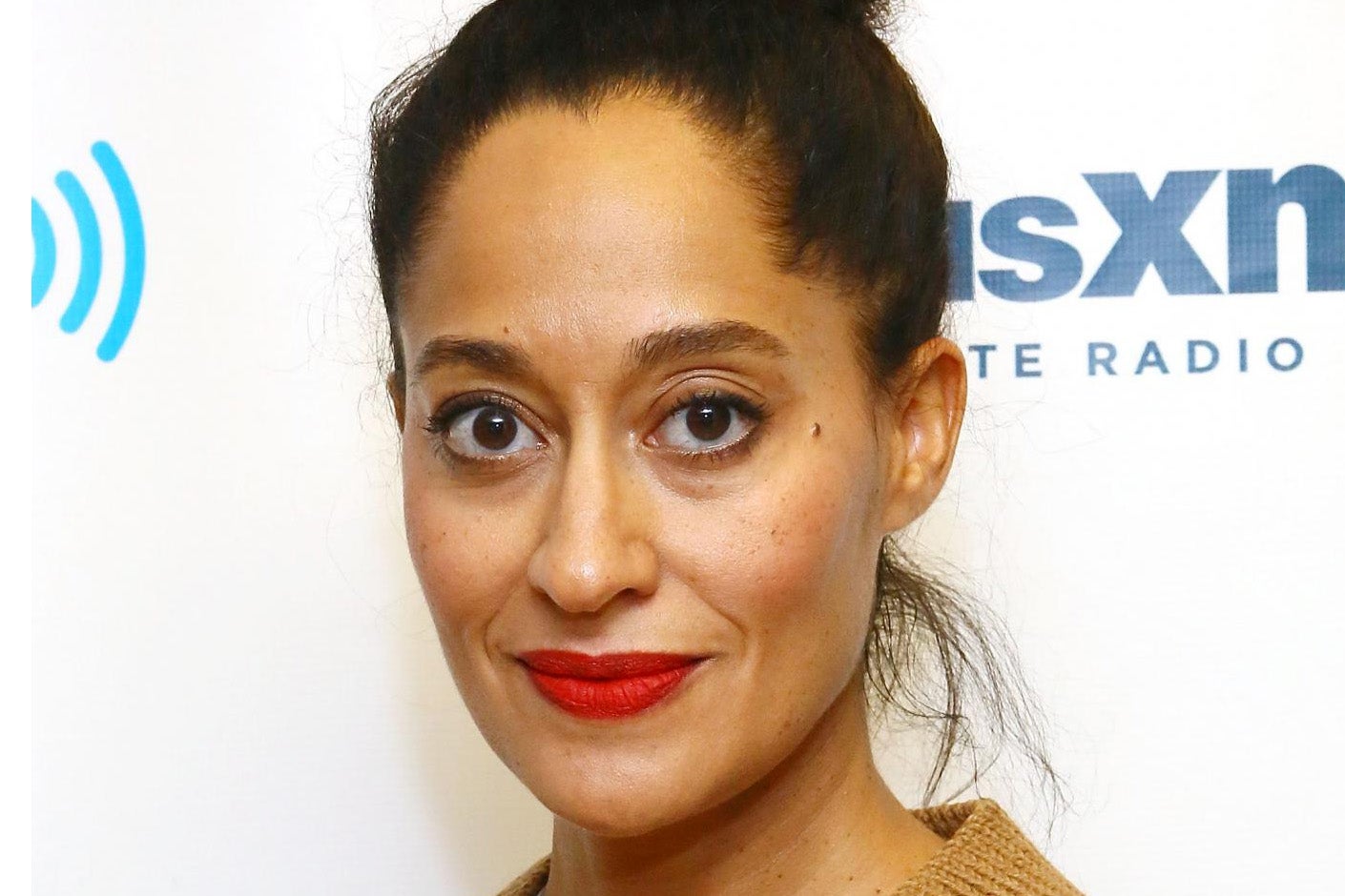 How to Master A Top Knot
