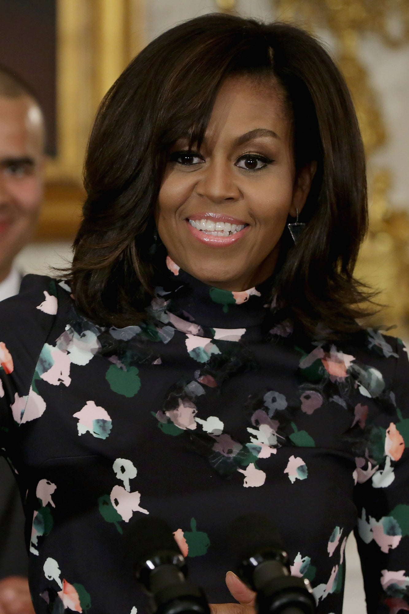 A Look Back At All Of Michelle Obama S Best Hair Moments In The White House Essence