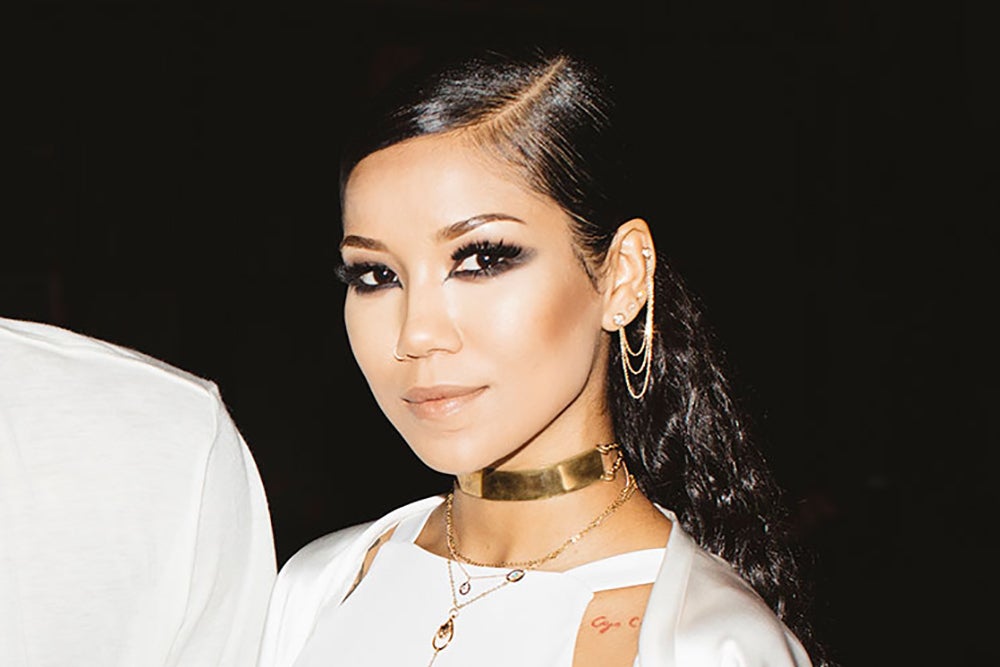Jhené Aiko's Killer 'Skipping Stones' Smoky Eye Is the Perfect Fall Makeup Look

