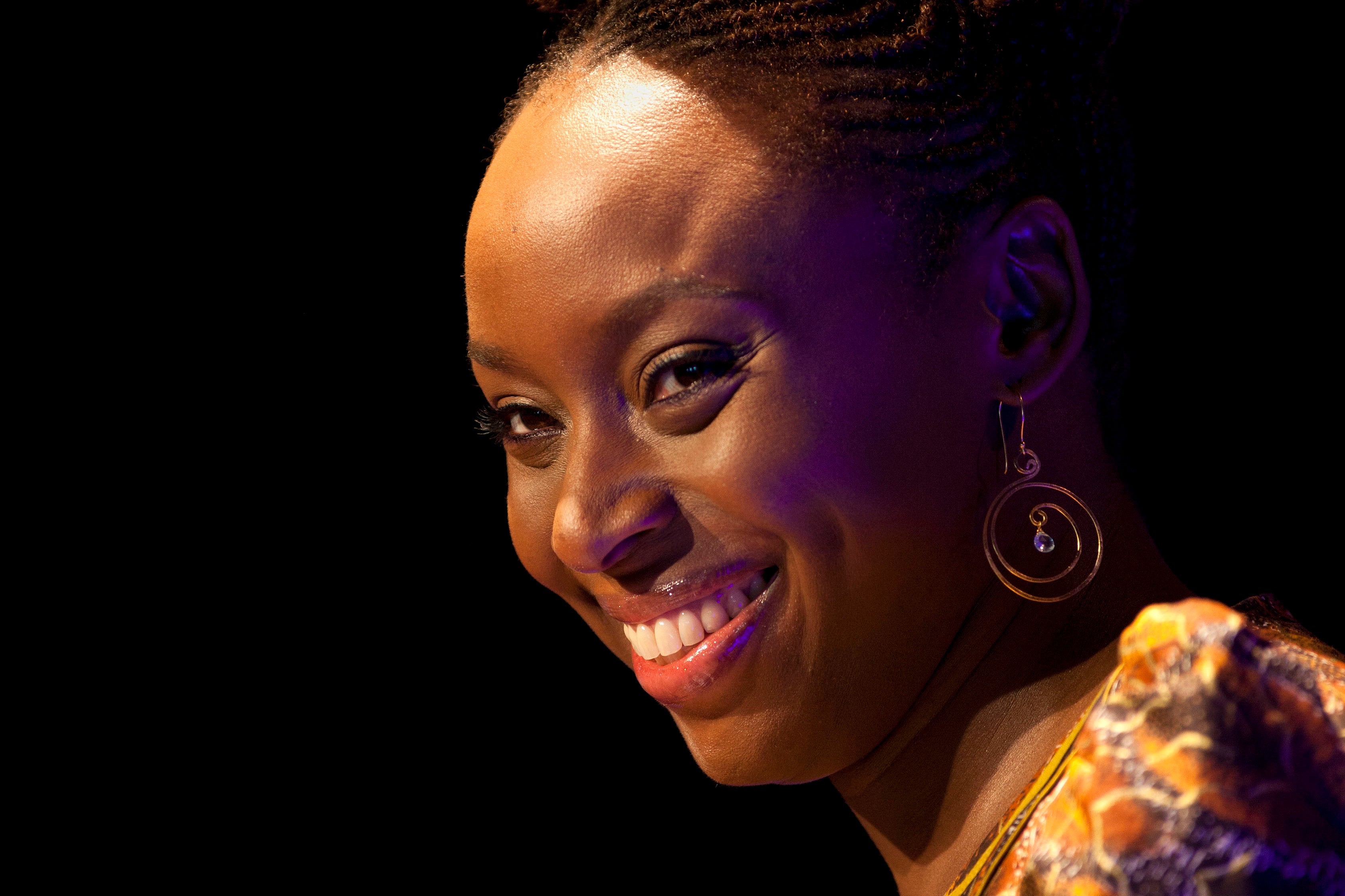Chimamanda Ngozi Adichie On Police Killings In America: ‘Language Has Escaped Me’
