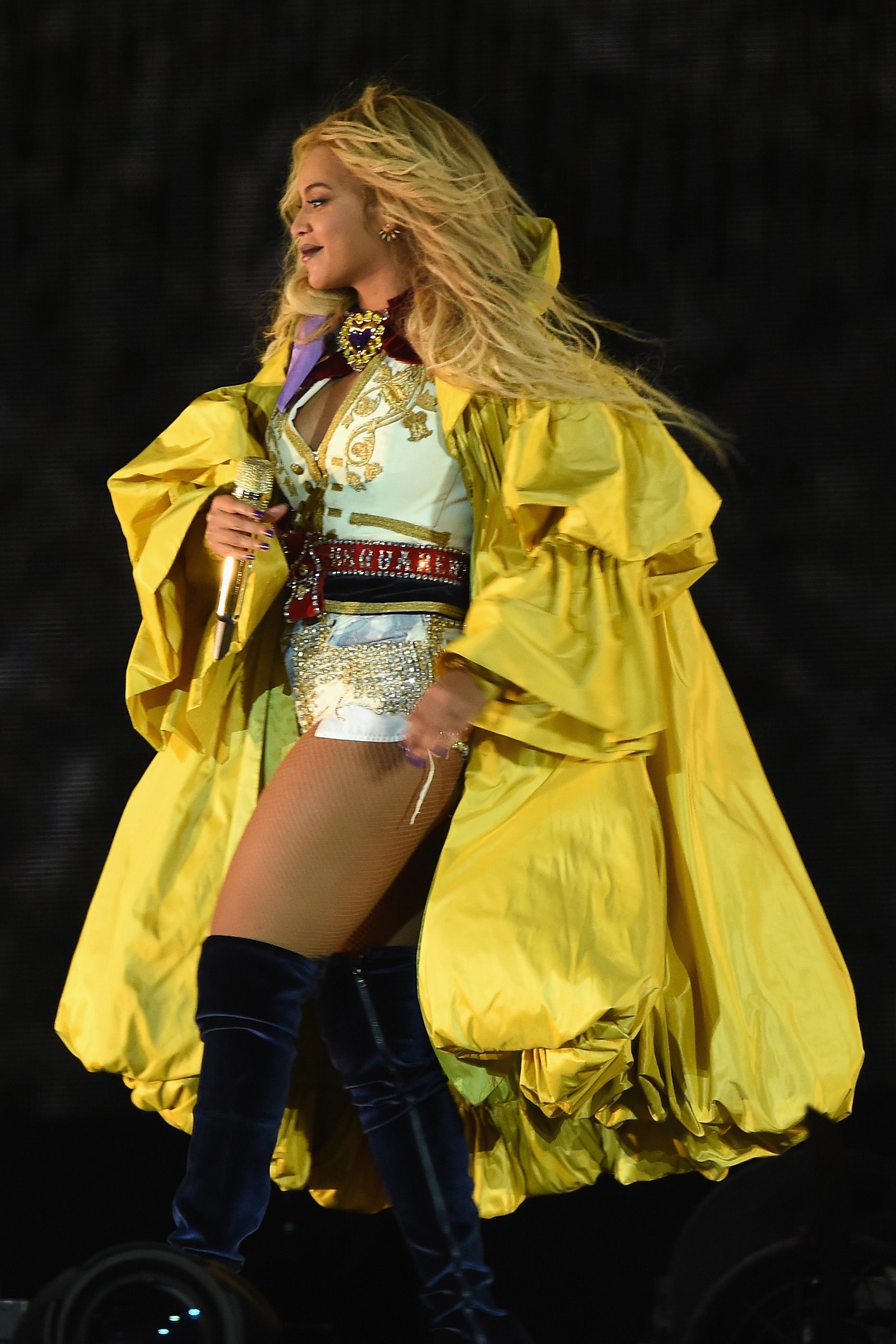 Beyoncé Wore A Pair Of $120 Boots During Her Last 'Formation' Show And We Need Them Now
