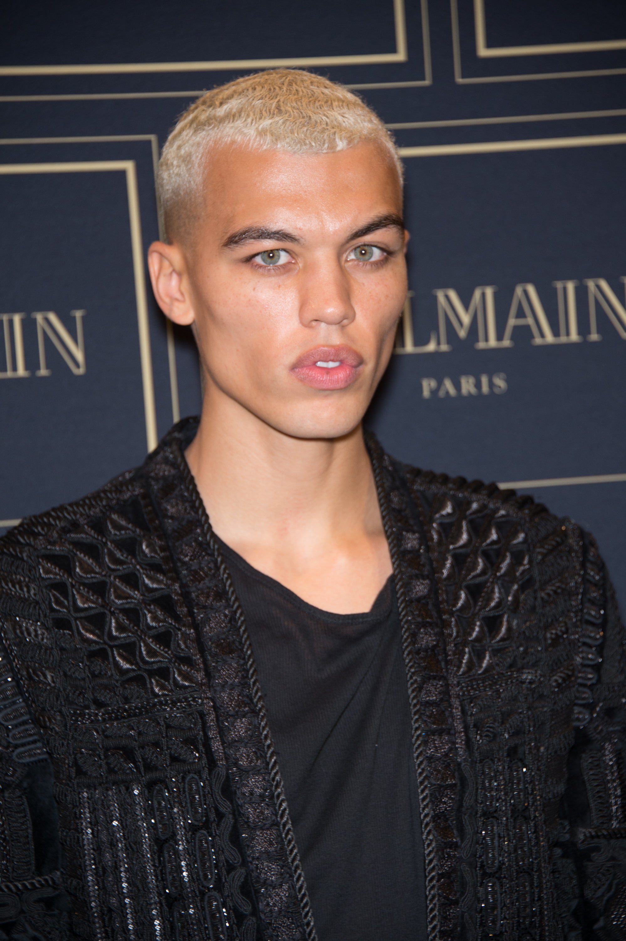 From Chris Brown To Drake: These Are All Of Rihanna's Exes
