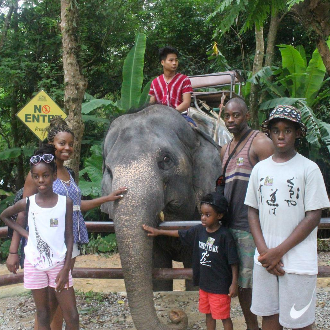 10 Super Sweet Black Family Travel Moments That Will Warm Your Heart
