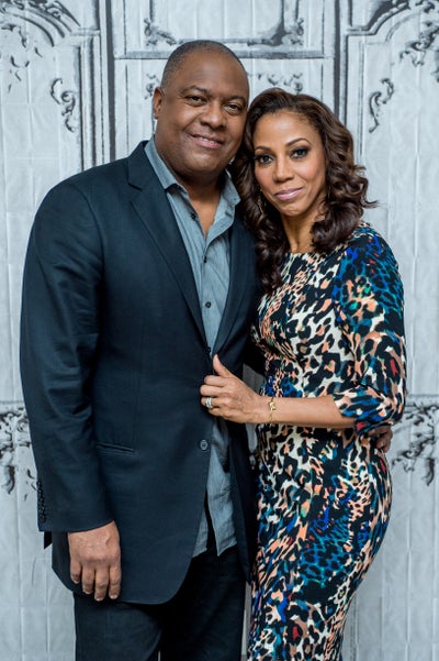 8 Famous Black Couples Who Celebrate Their Wedding Anniversaries In A Big Way
