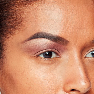 Learn How To Contour Your Eyes and Lips With Our Step by Step Guide