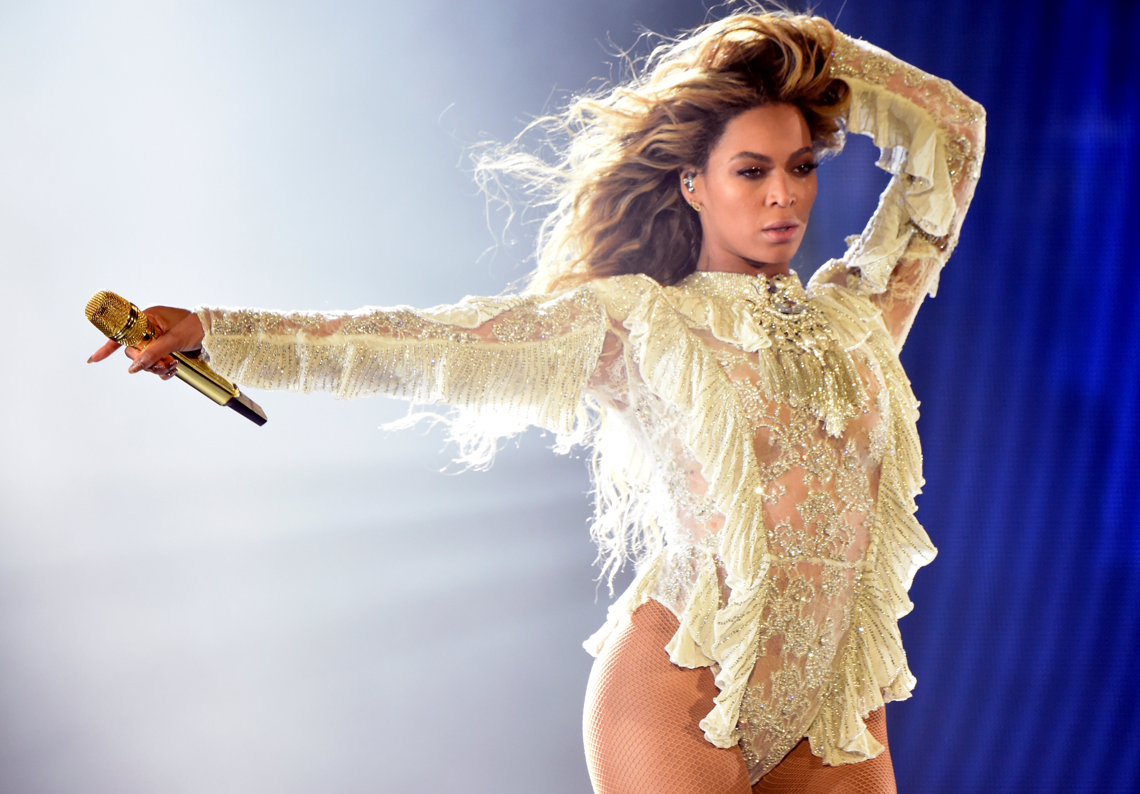 Behold, Beyoncé's Best Performance Outfits Of All Time 
