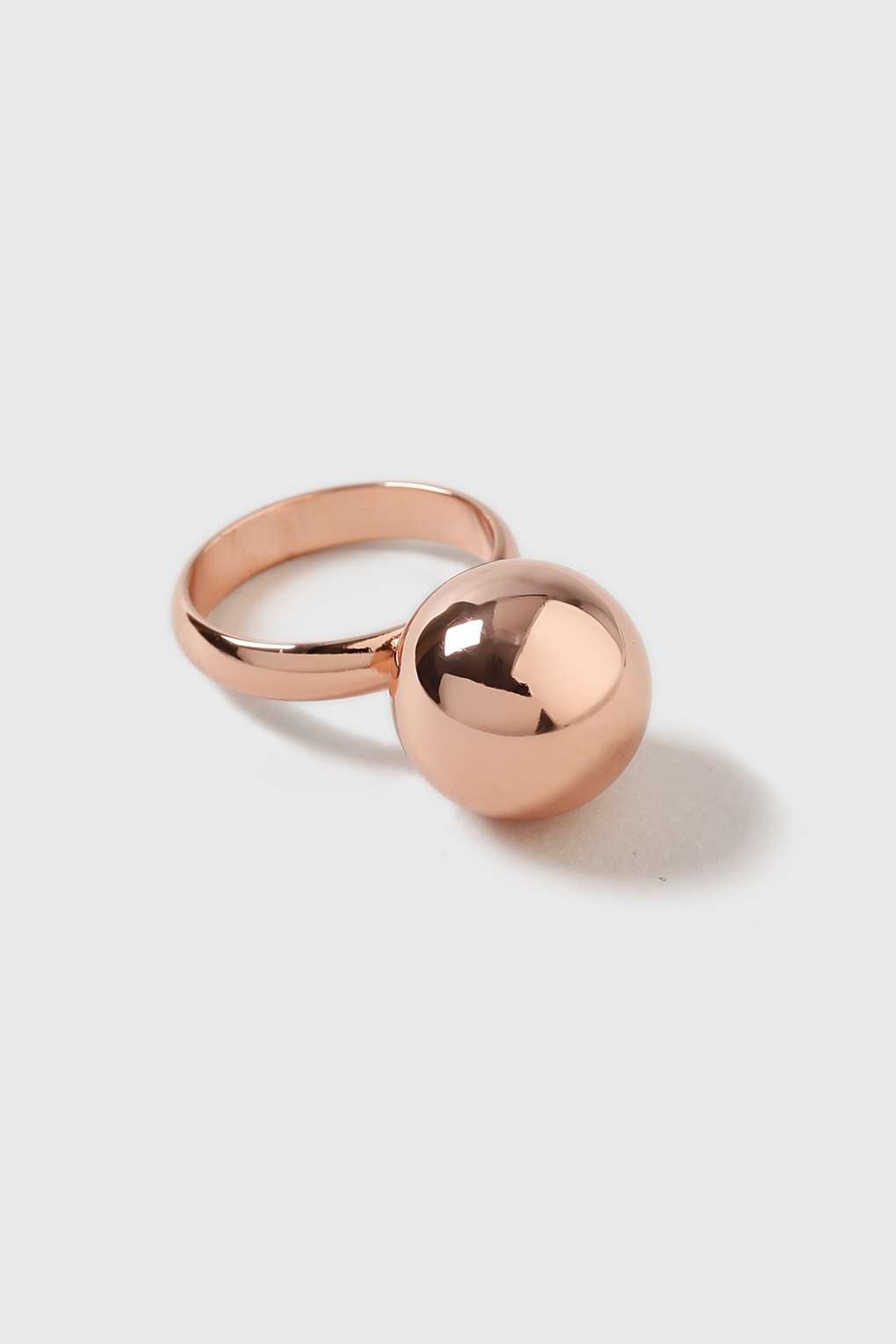 12 Michelle Obama Inspired Rose Gold Items You Need Now
