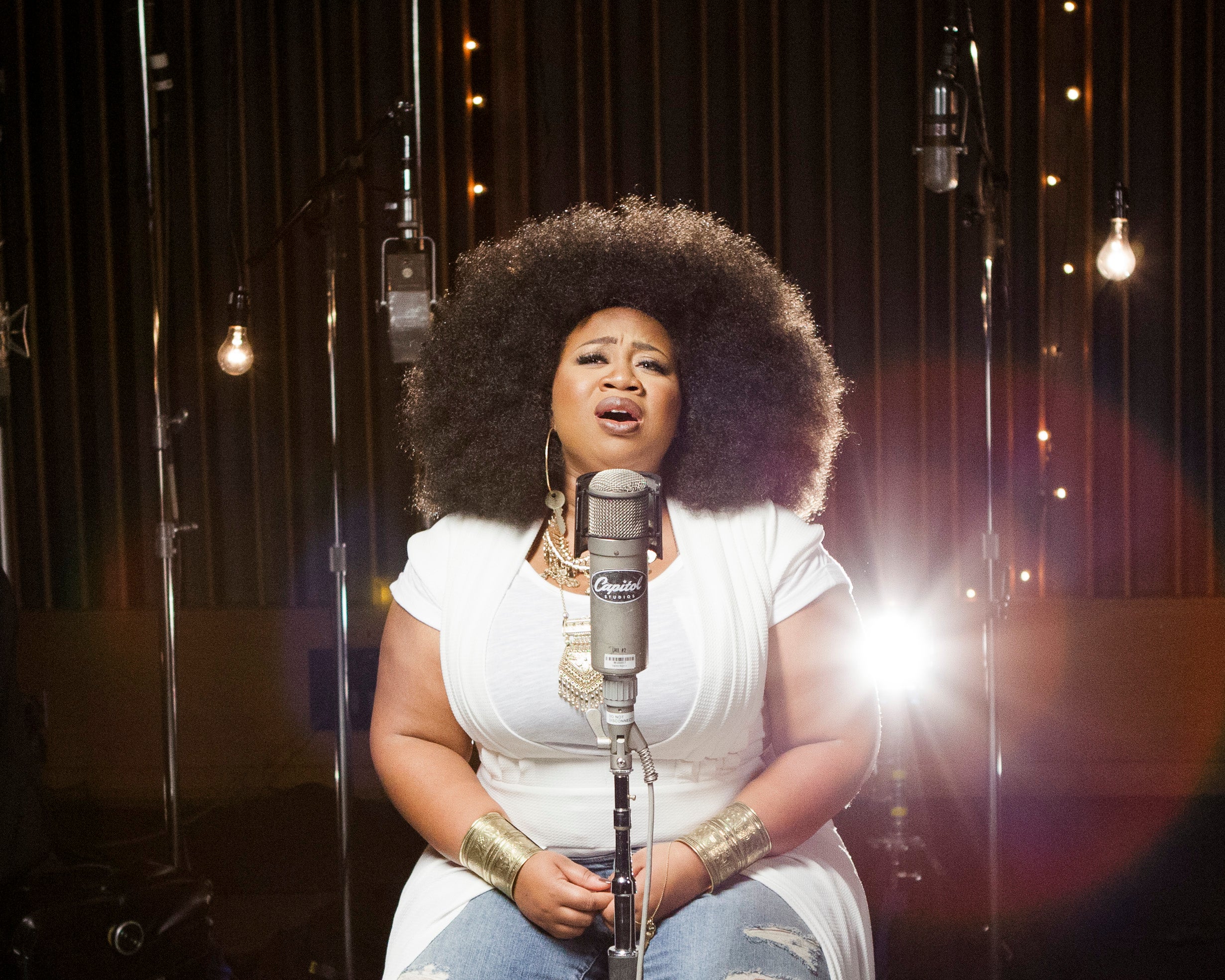American Idol's La'Porsha Renae Talks New Music And The "Crazy" Thing She Did To Boost Her Confidence

