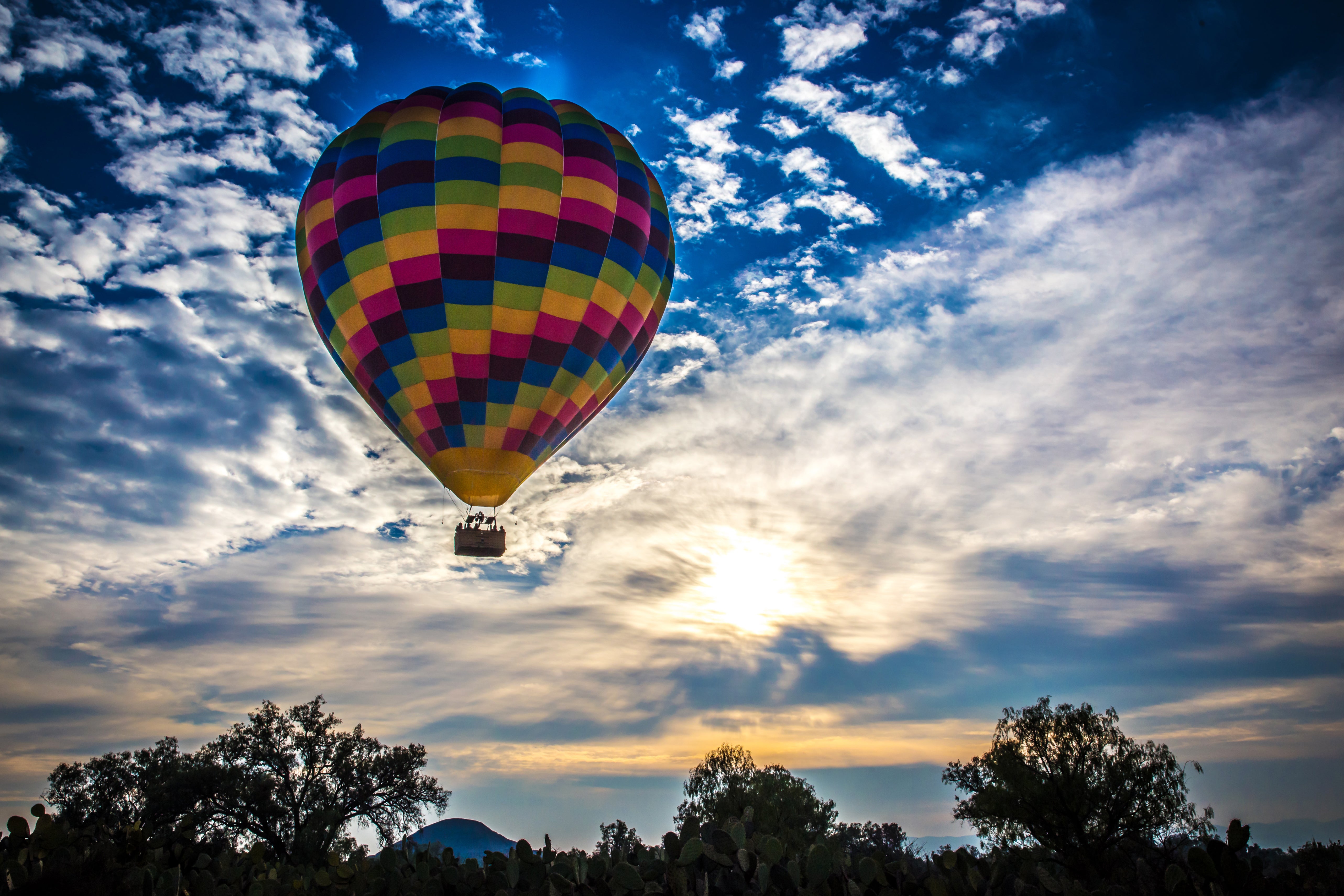 I Went To The Biggest Balloon Fiesta In the World, And It Was Lit
