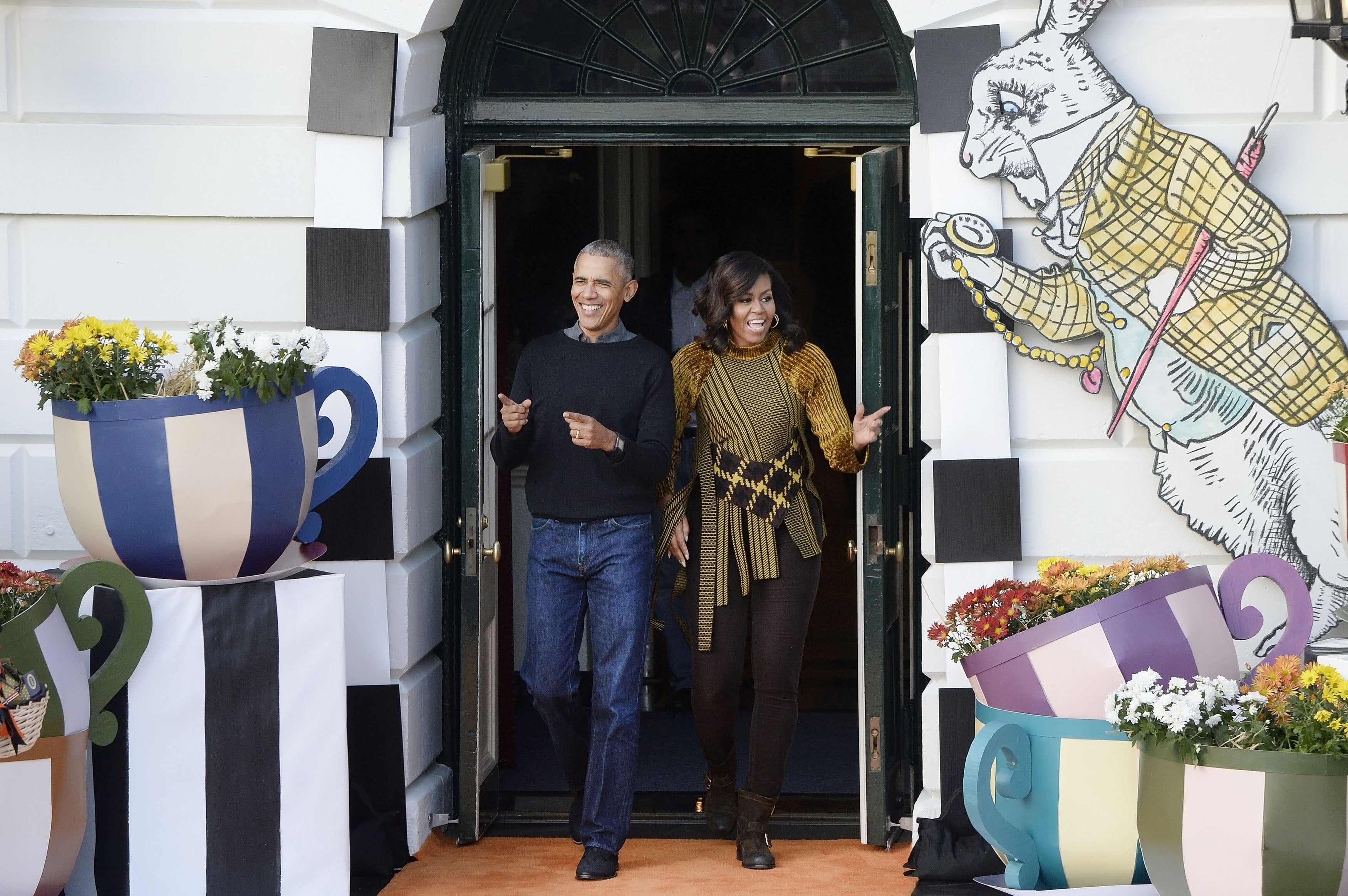 See Pics From the Obamas' Last Halloween in the White House
