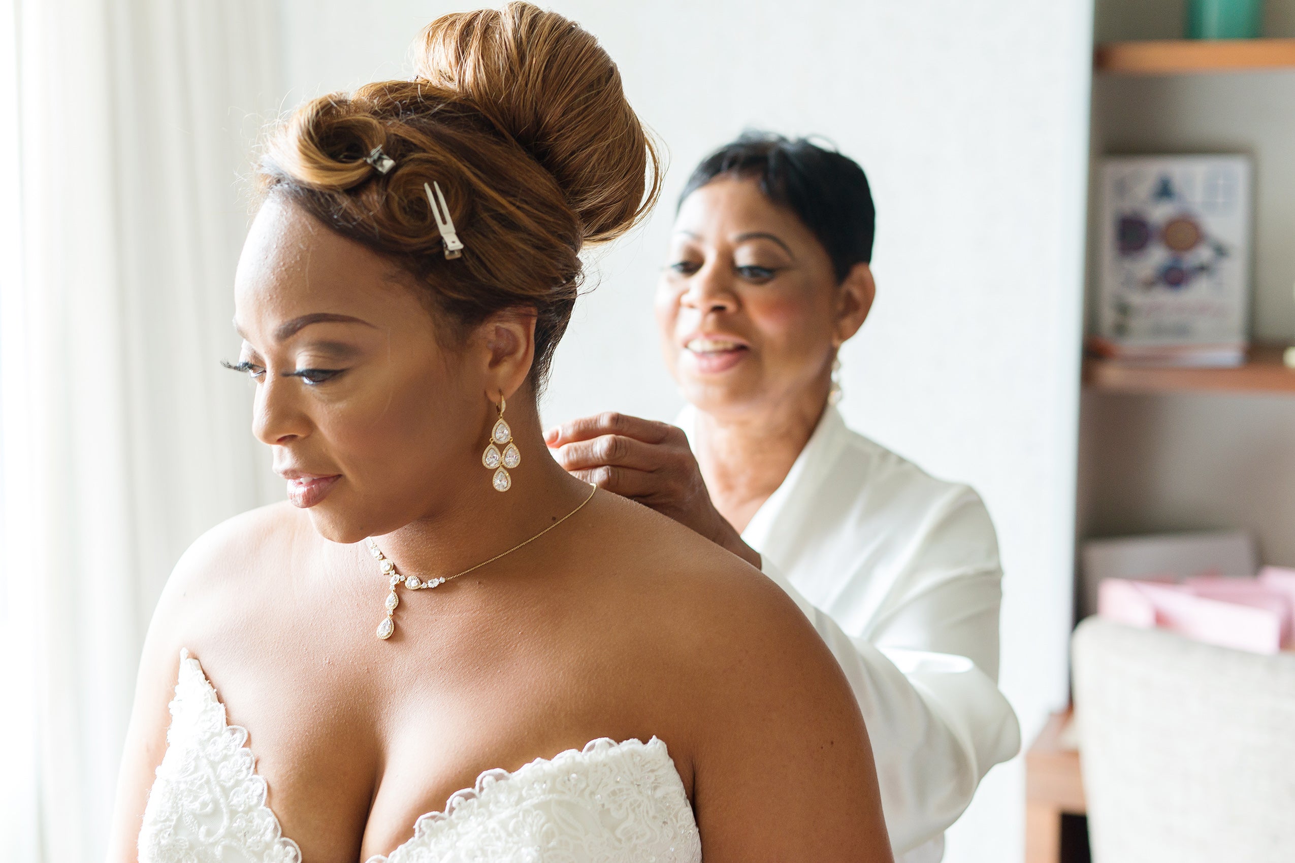 Bridal Bliss: Aisha and Justin's Virginia Wedding Photos Are As Sweet As Pie
