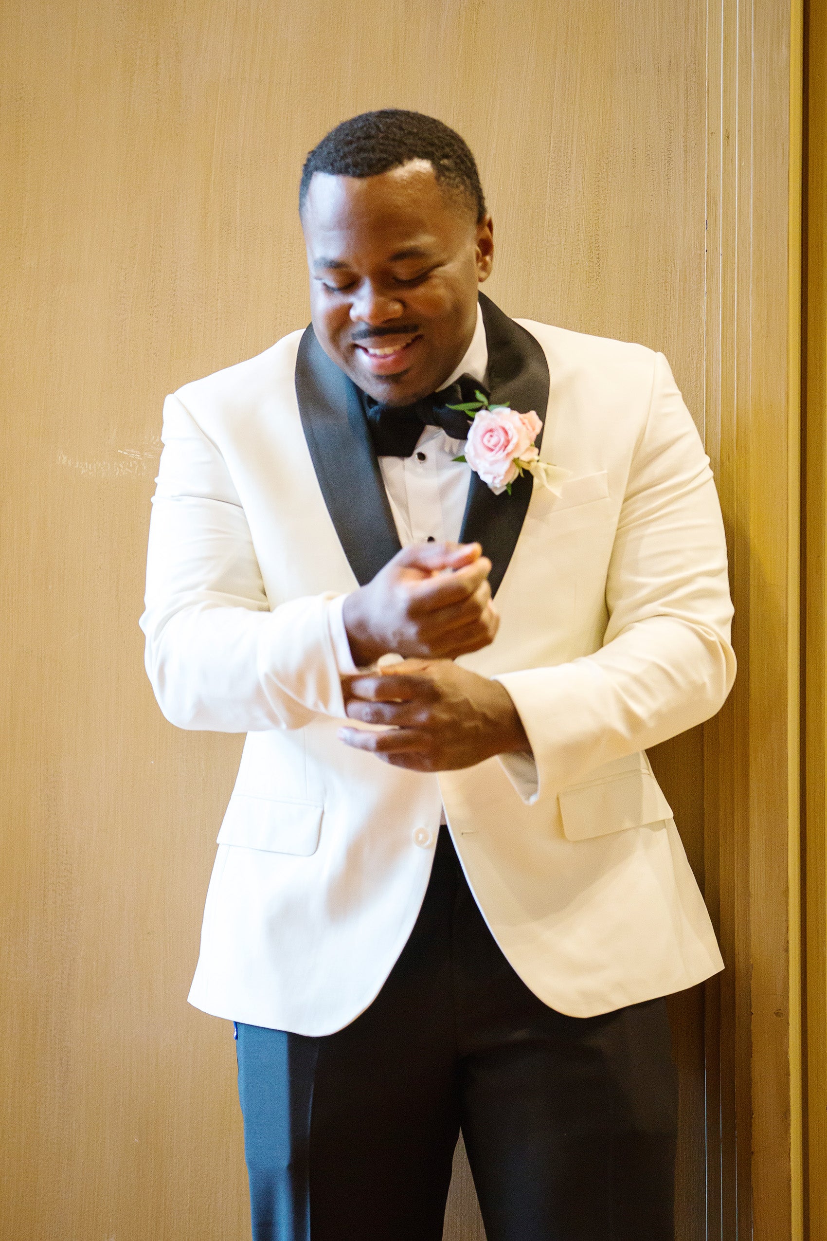 Bridal Bliss: Aisha and Justin's Virginia Wedding Photos Are As Sweet As Pie
