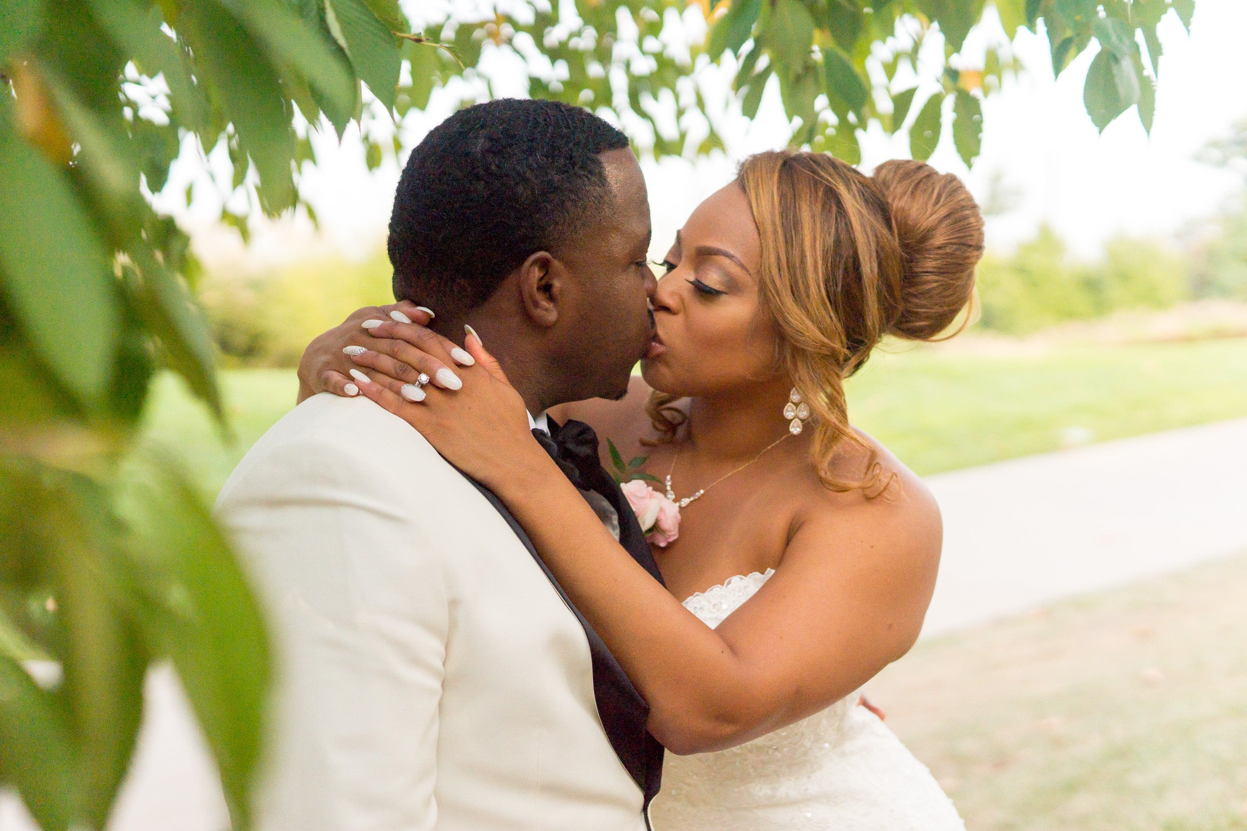 Bridal Bliss: Aisha and Justin's Virginia Wedding Photos Are As Sweet As Pie
