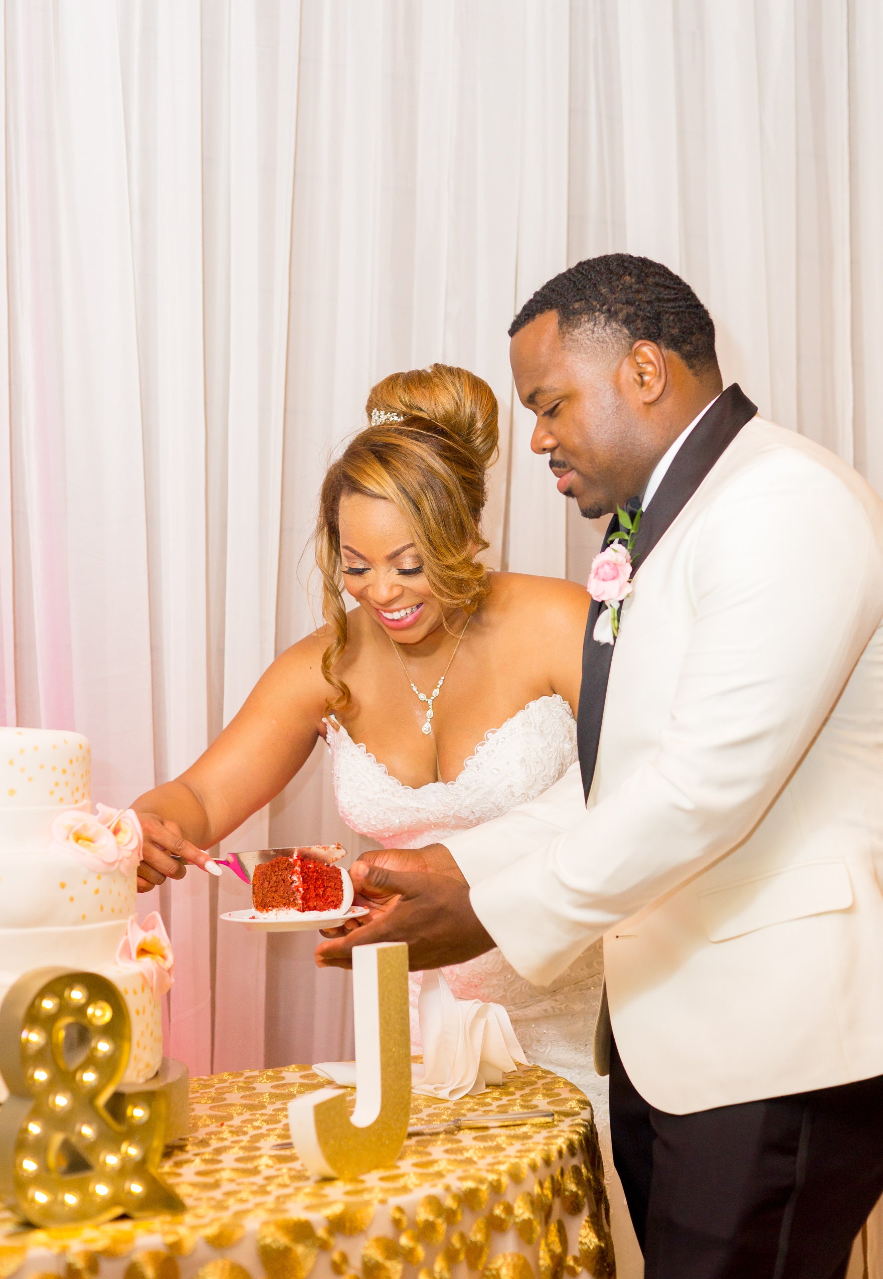 Bridal Bliss: Aisha and Justin's Virginia Wedding Photos Are As Sweet As Pie
