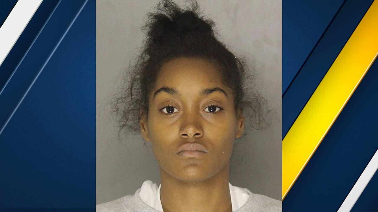 Woman Spitefully Texts Photo Of Dead Toddler To Baby's Father During Fight
