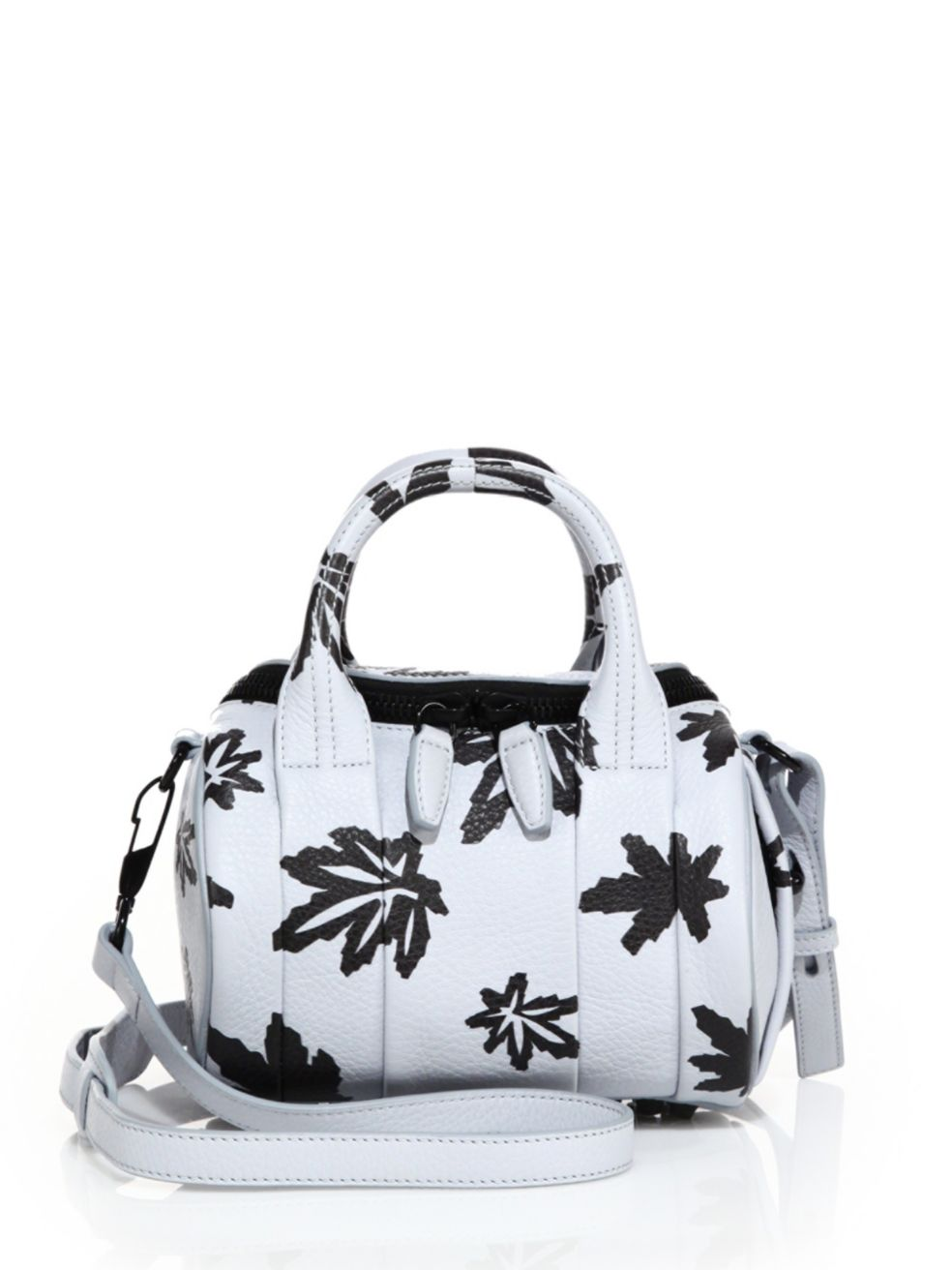 Small Wonders: Mini Purses You'll Fall in Love With
