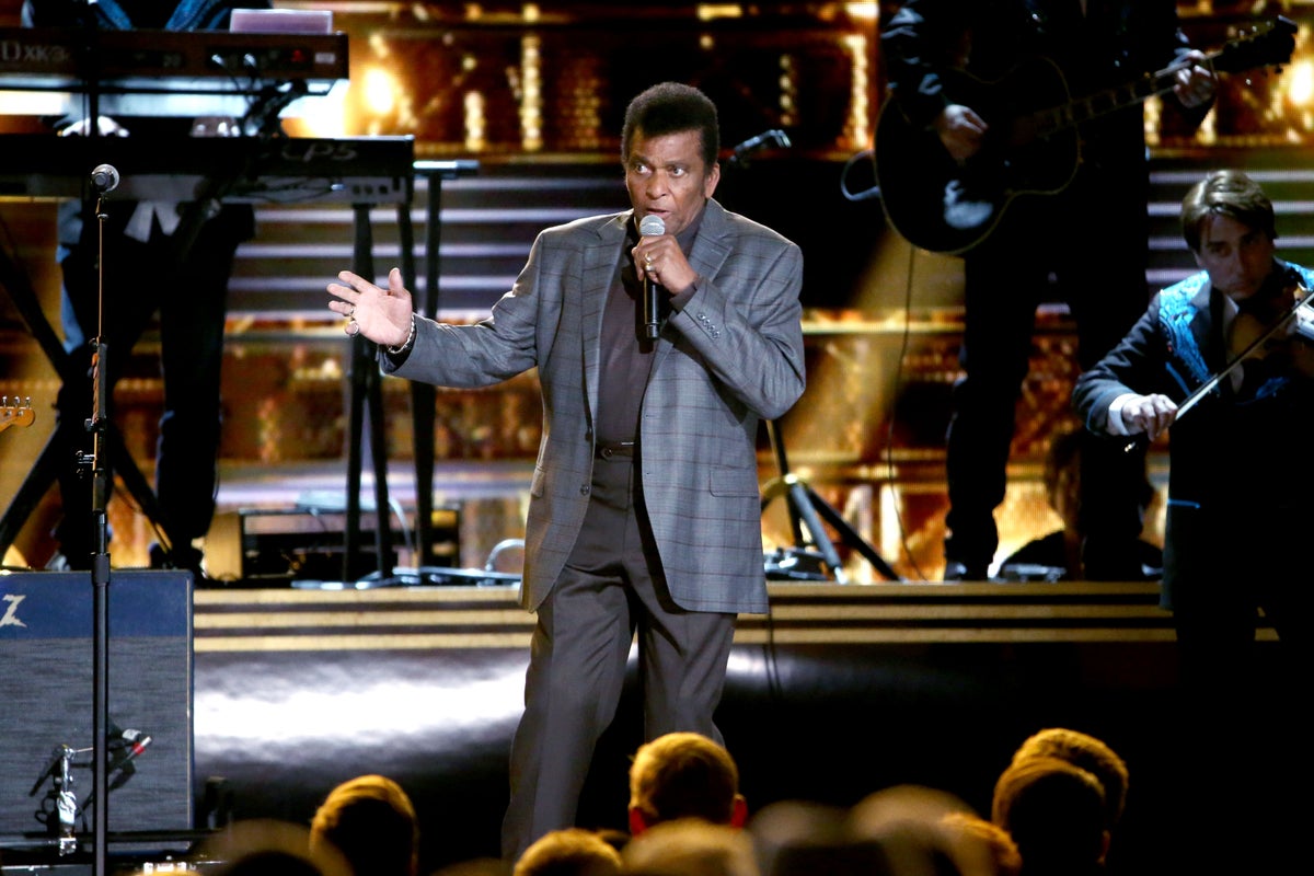 Black Country Singers Essence