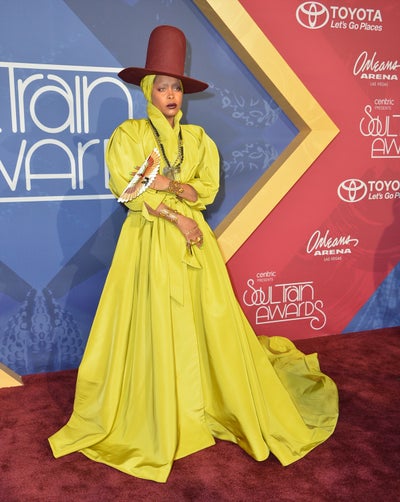The Must-See Looks From the 2016 Soul Train Music Awards Red Carpet