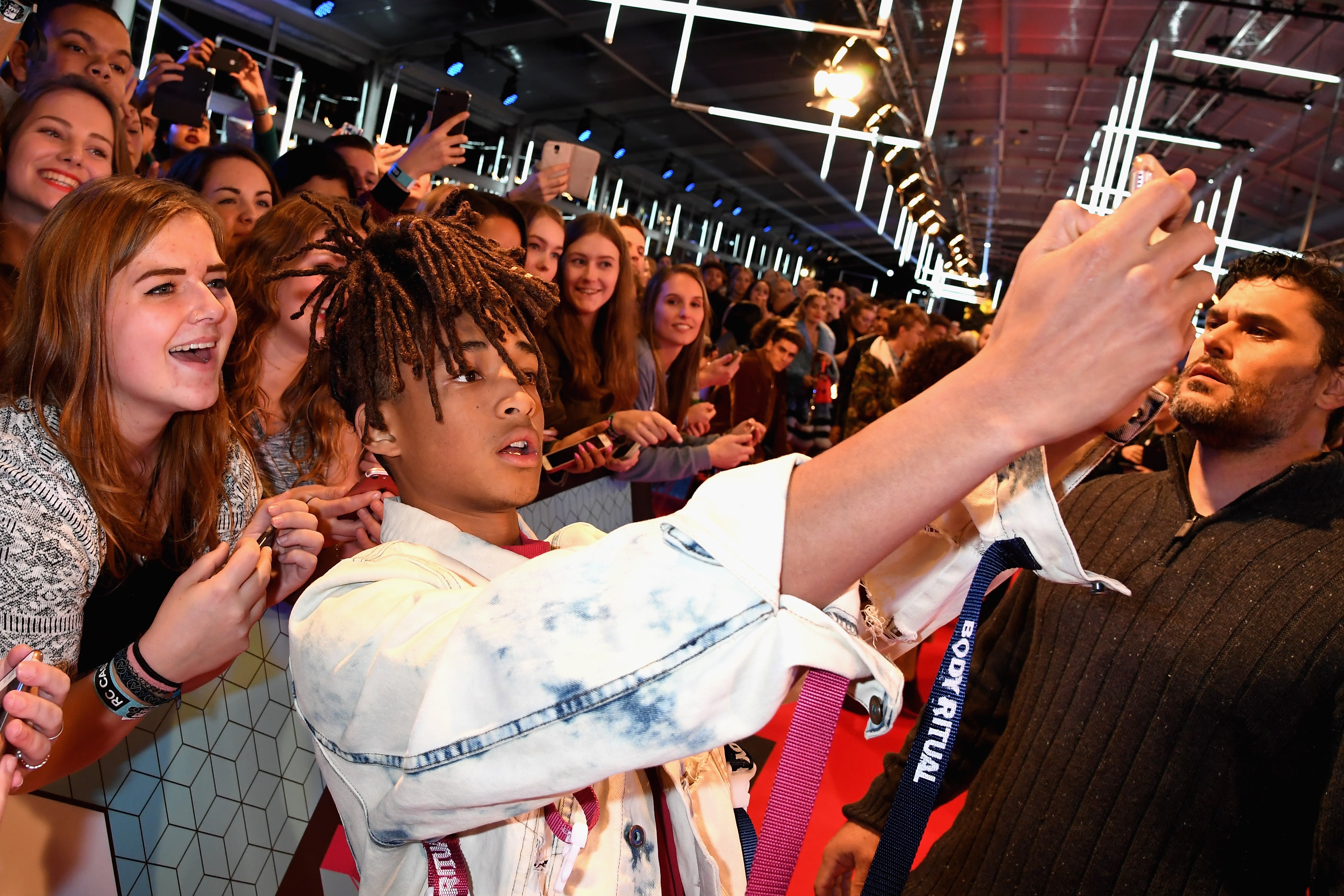 Must See Moments from the 2016 MTV Europe Music Awards 

