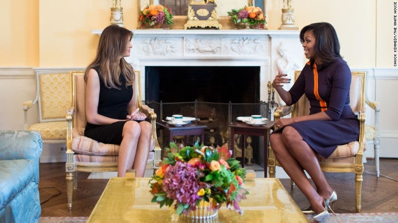 FLOTUS Welcomes Melania Trump To A White House Visit 
