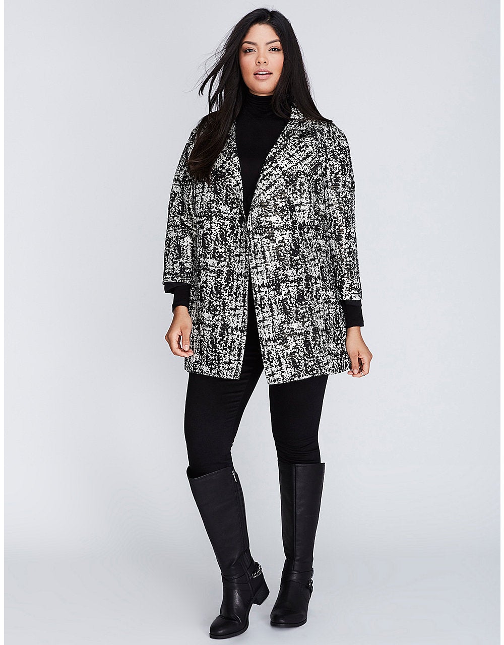15 Head-Turning Coats Perfect For Curvy Girls
