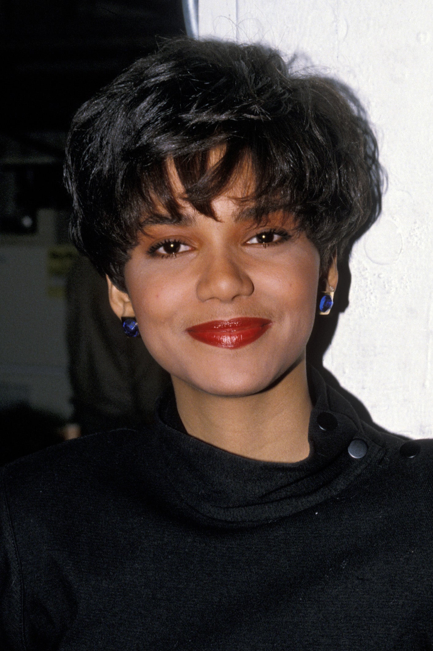 Halle Berry Pixie Cut Iconic Celebrity Haircuts Hairs - vrogue.co