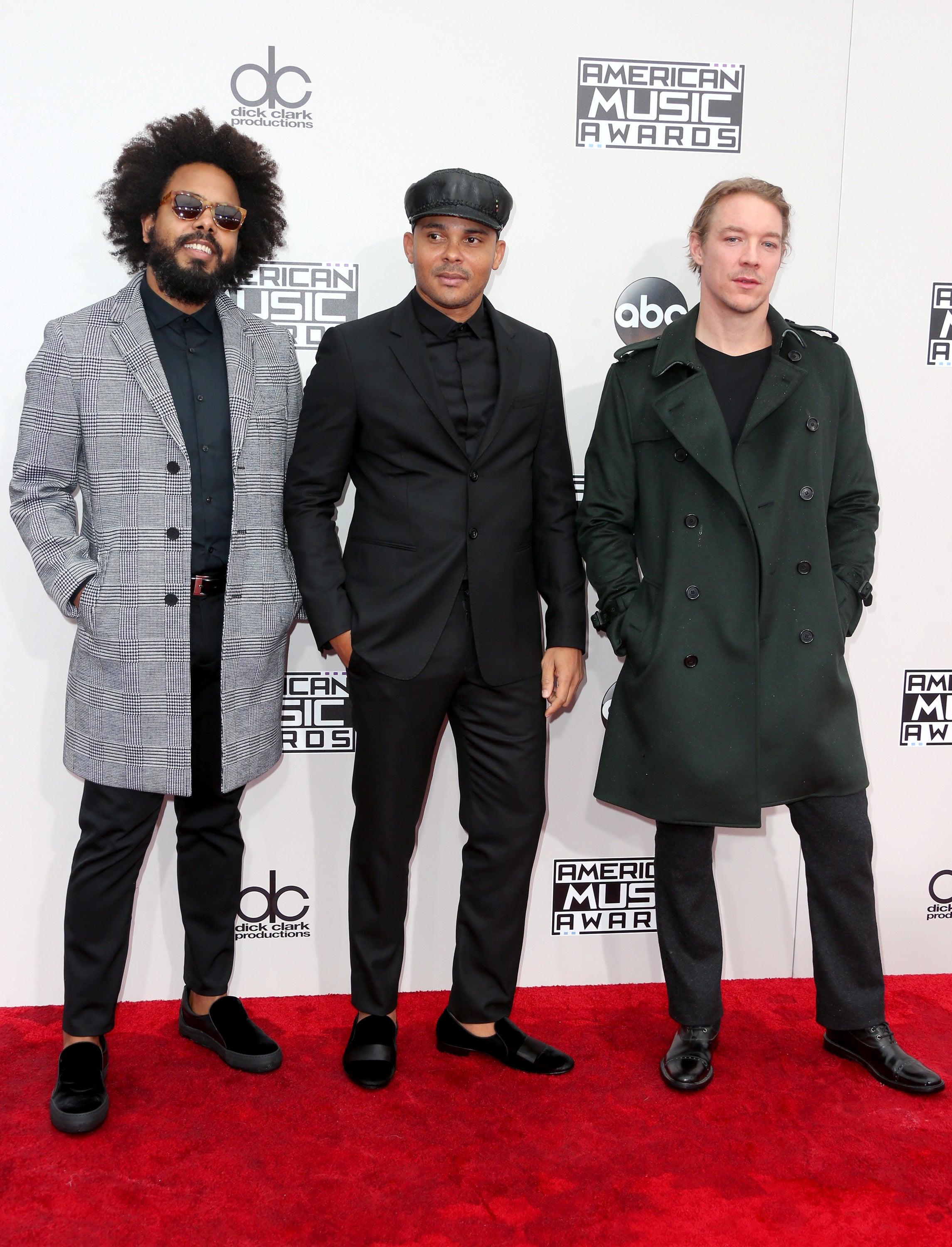 The 2016 American Music Awards Red Carpet Was On Fire!
