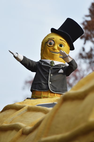 Yes, Mr. Peanut Dabbed His Way Through The Macy’s Thanksgiving Day Parade