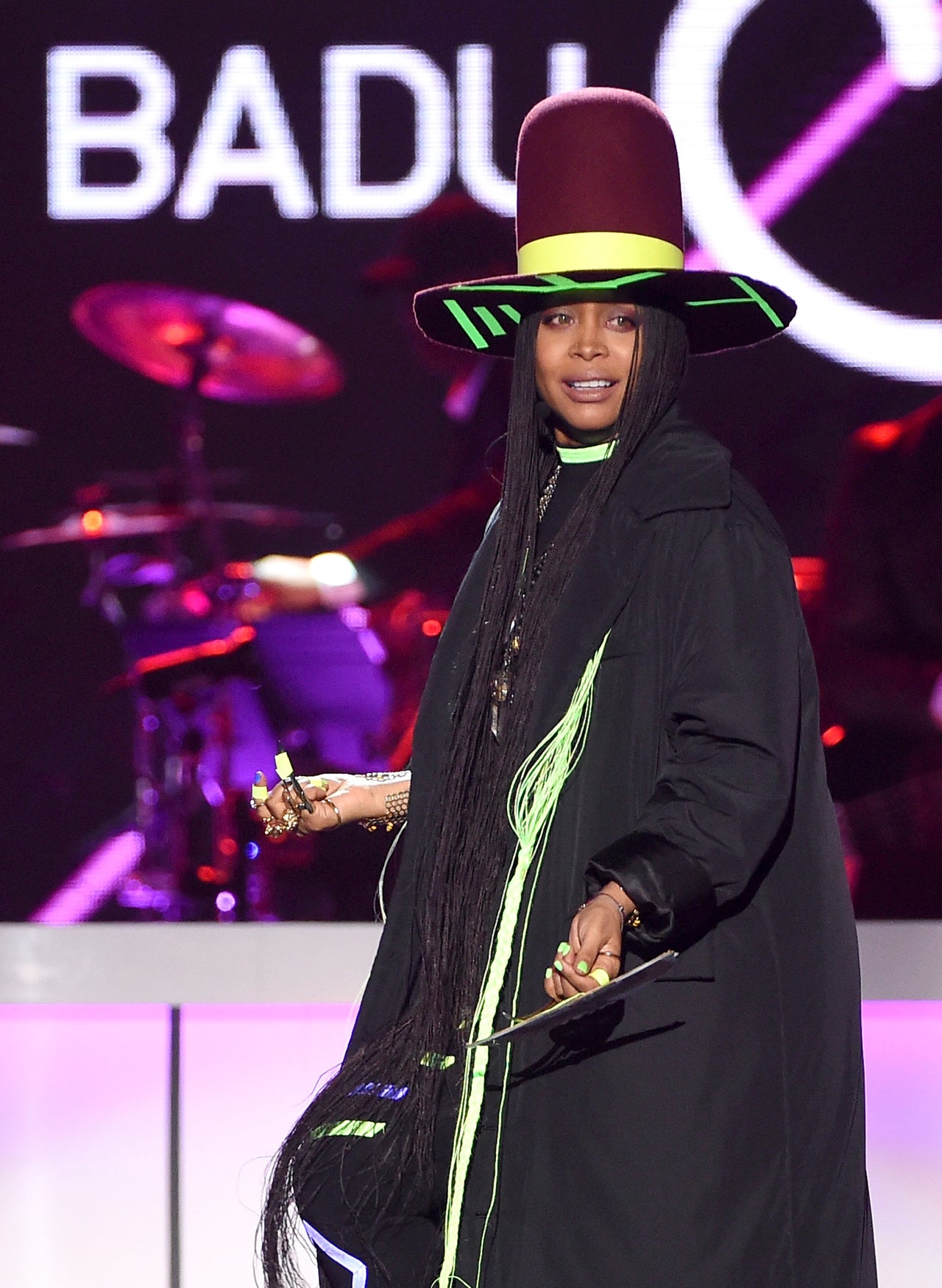 Erykah Badu Reveals How Her Mother, ‘Ms. Jackson,’ Reacted To Outkast’s ...