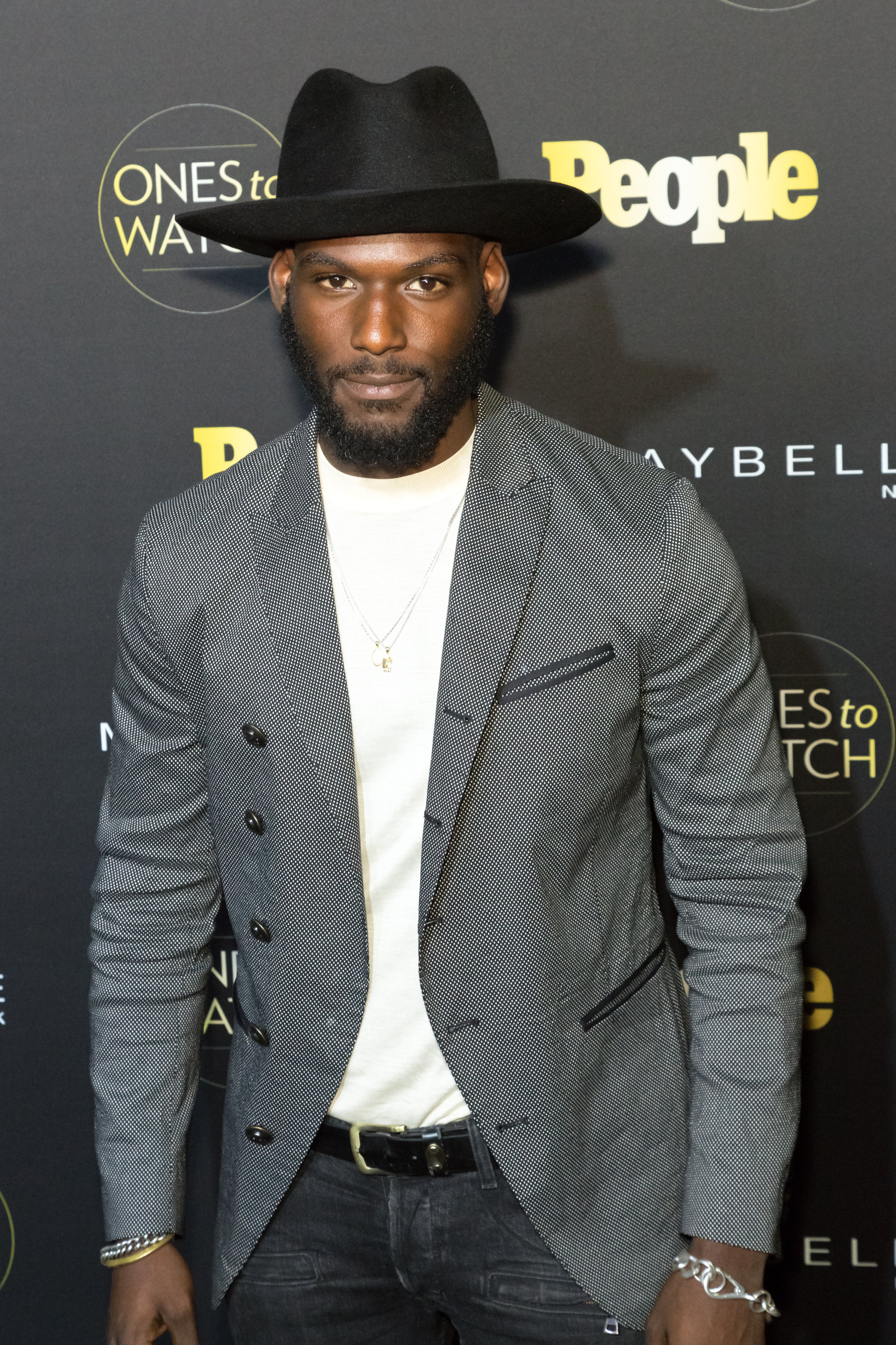 Kofi Siriboe Talks His West African Heritage, Fame and 'Queen Sugar' On This Week's ESSENCE Live
